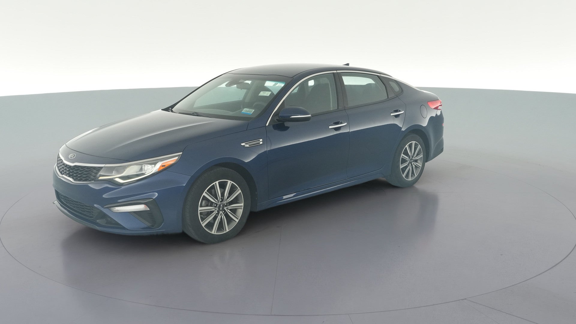 2019 Kia Optima vehicle photo