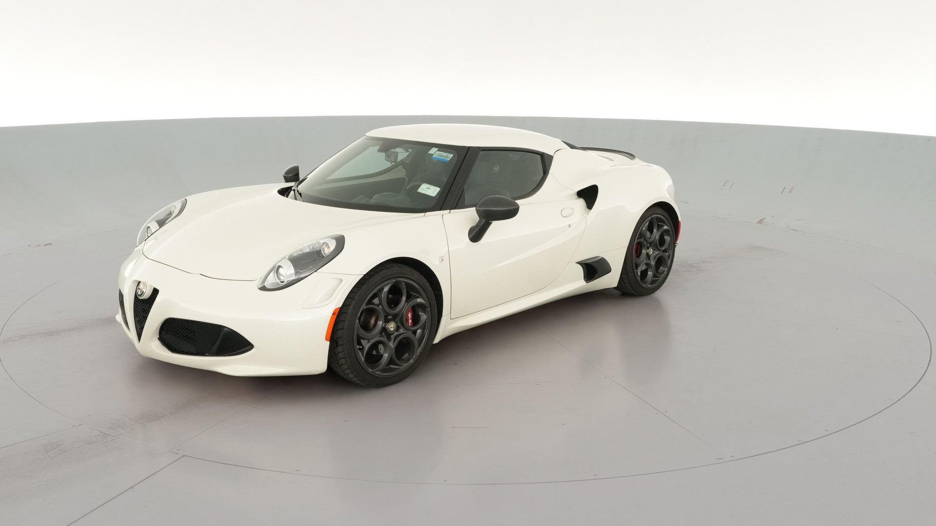 2015 Alfa Romeo 4C vehicle photo