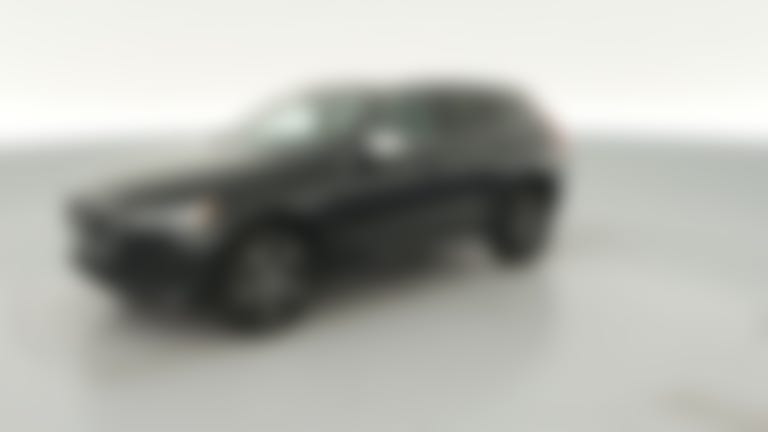 2018 Volvo XC60 vehicle photo
