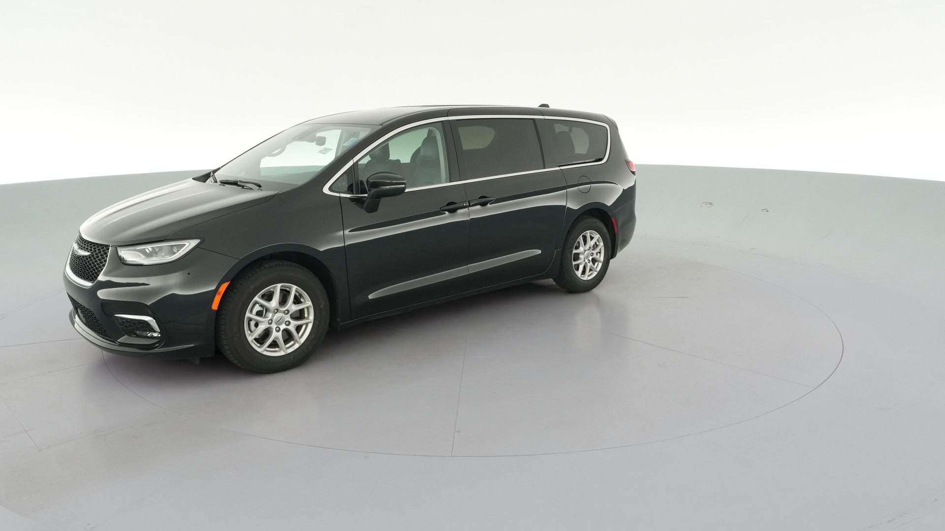 2023 Chrysler Pacifica vehicle photo