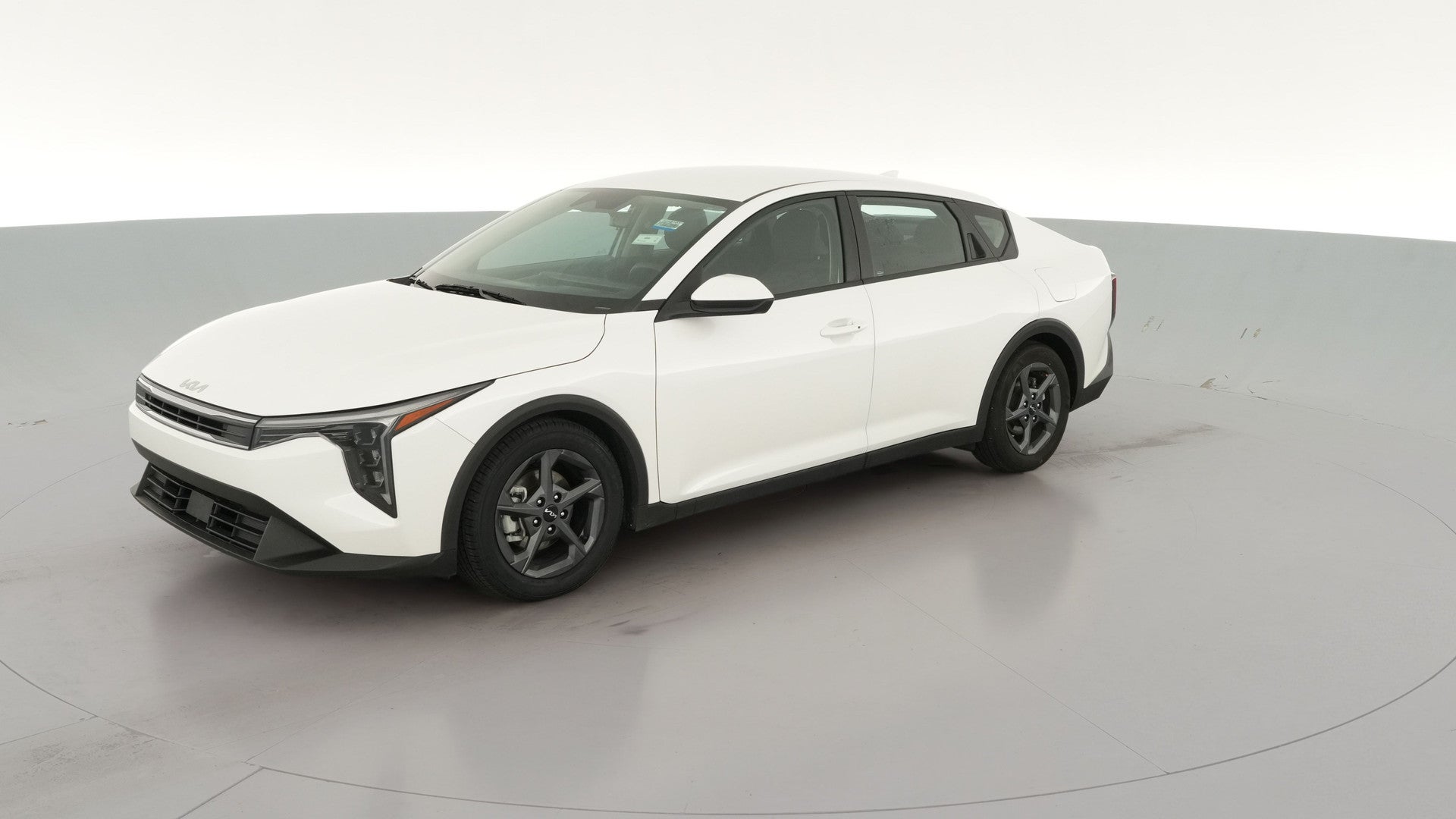 2025 Kia K4 vehicle photo