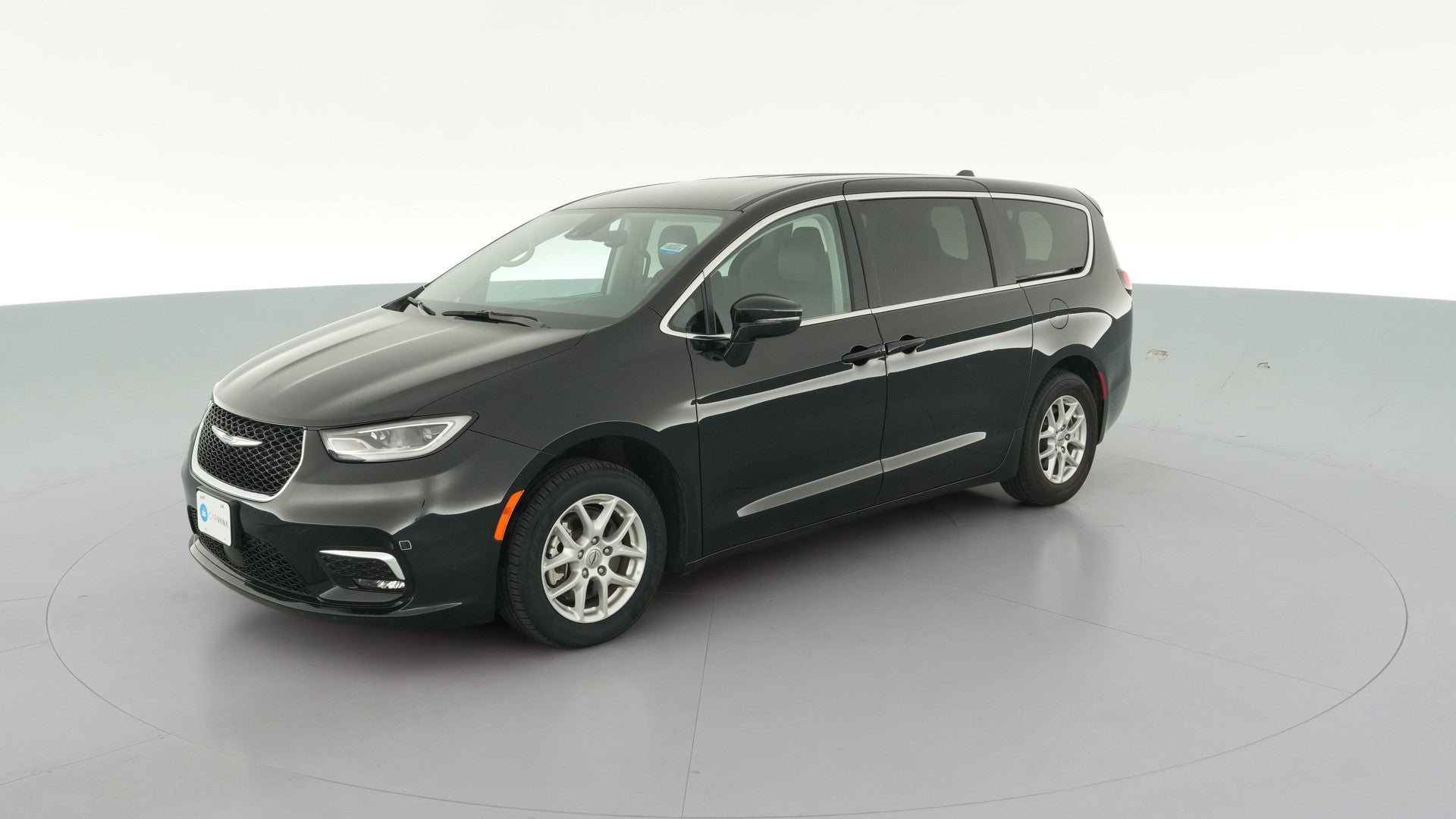 2024 Chrysler Pacifica vehicle photo
