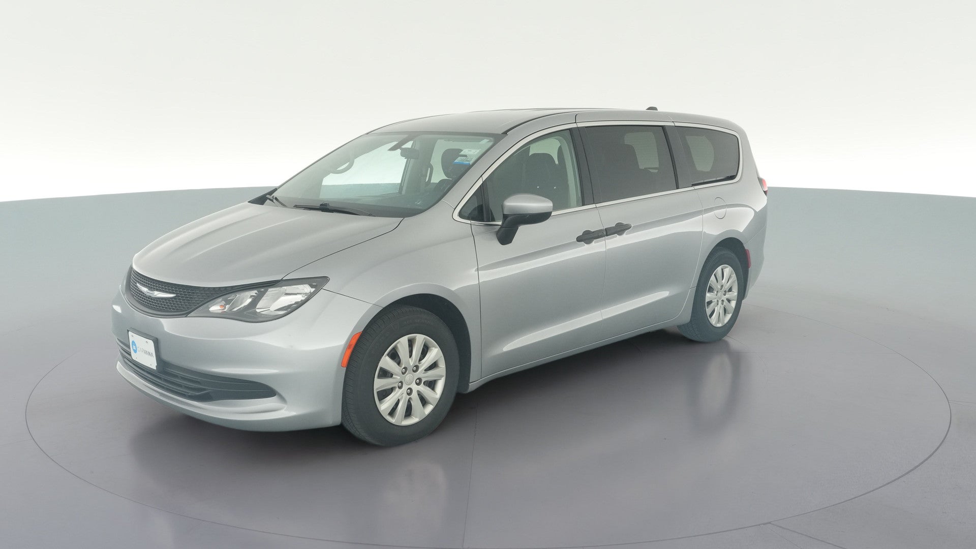 2020 Chrysler Voyager vehicle photo