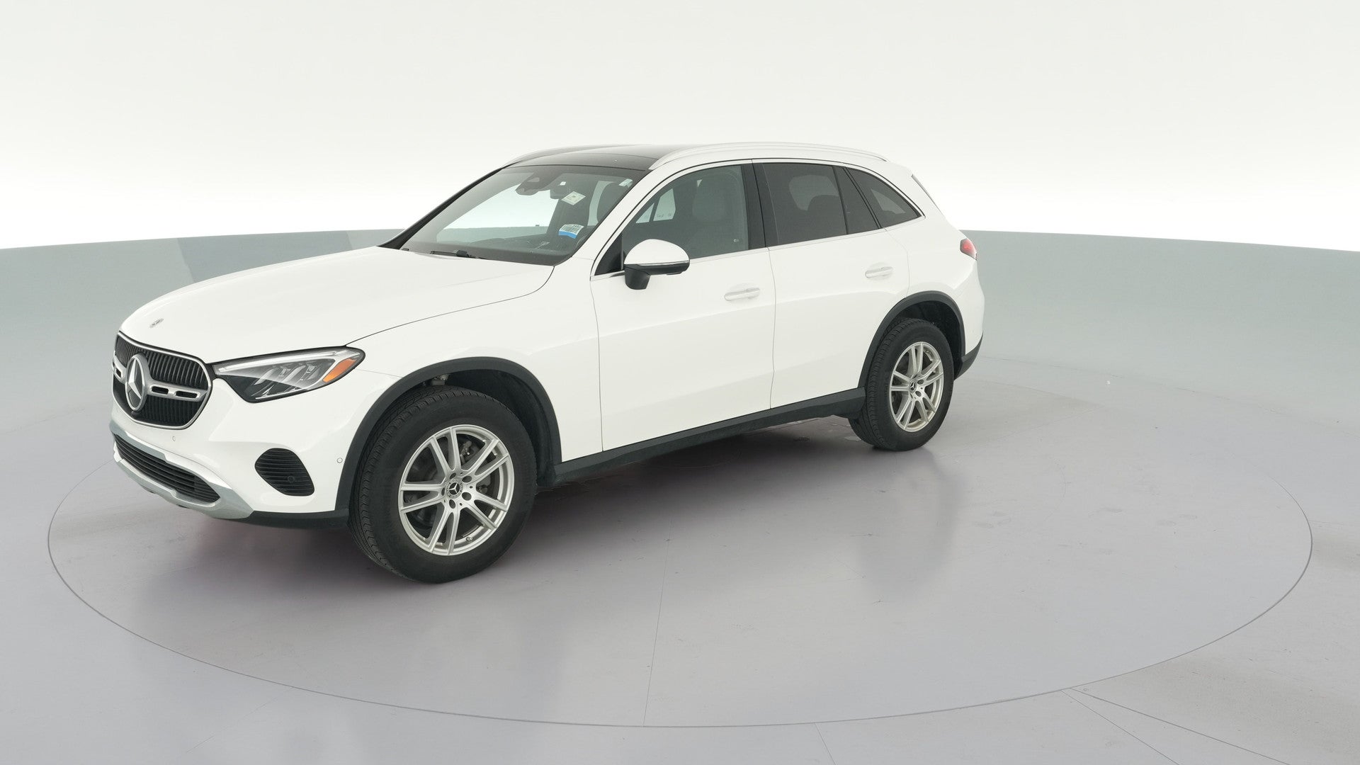 2025 Mercedes-Benz GLC vehicle photo