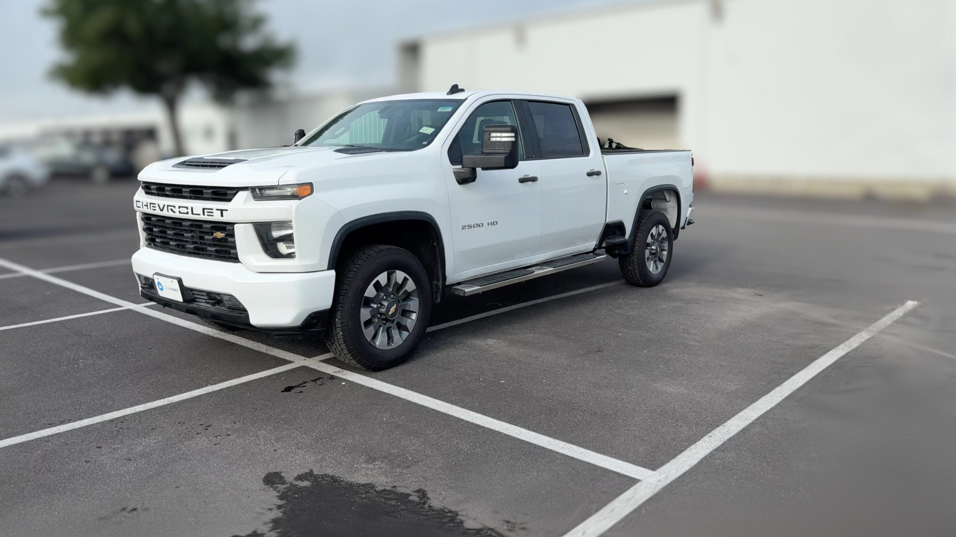 2023 Chevrolet Silverado 2500 HD Crew Cab vehicle photo