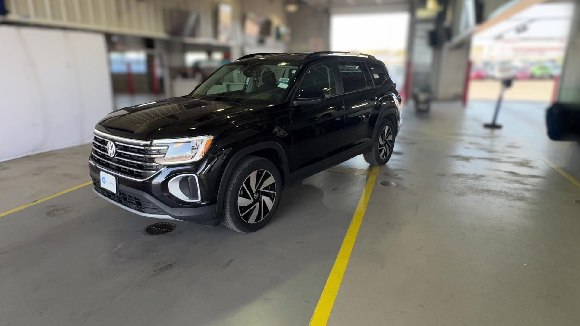 2026 Volkswagen Atlas vehicle photo