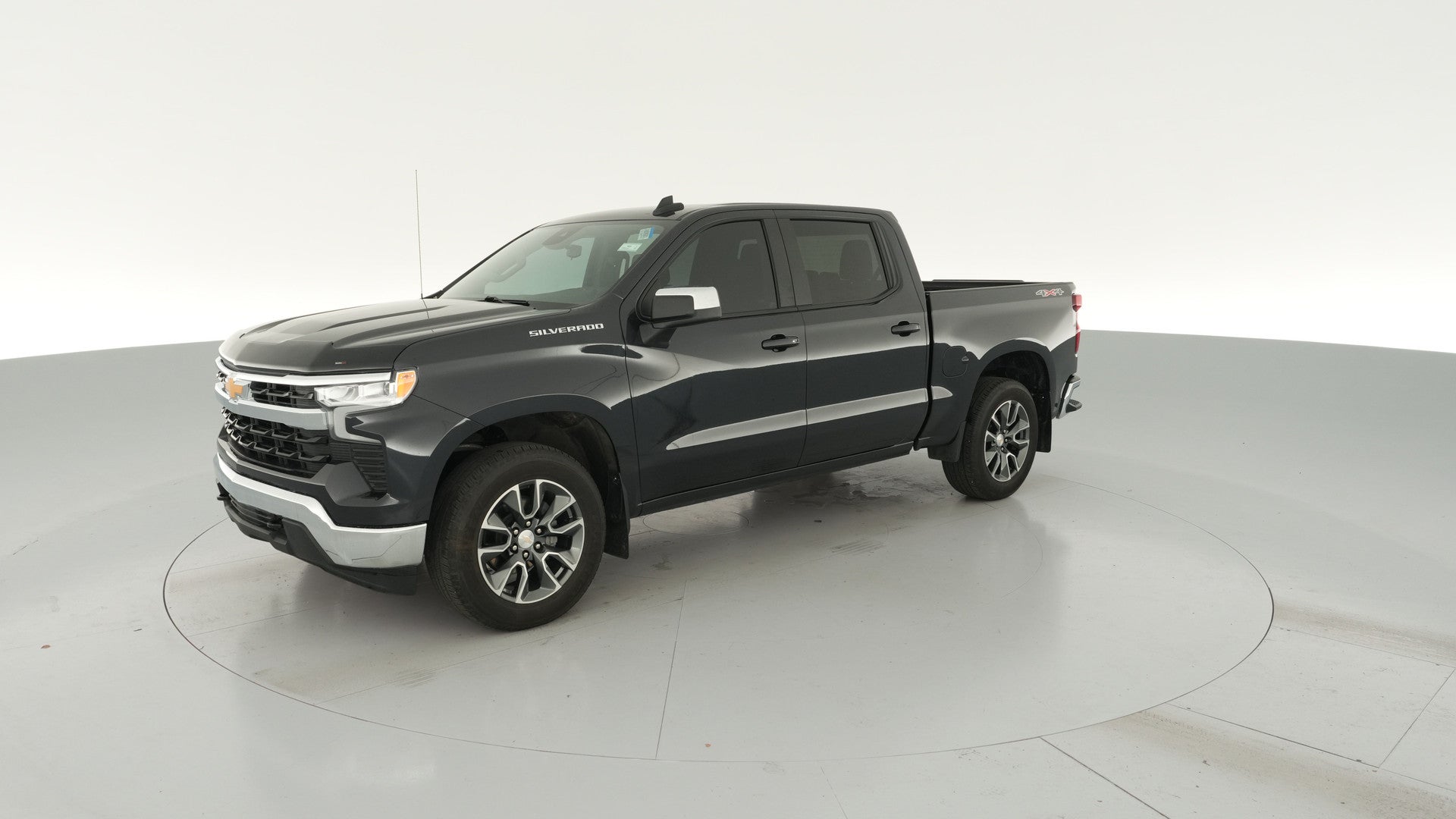 2024 Chevrolet Silverado 1500 Crew Cab vehicle photo