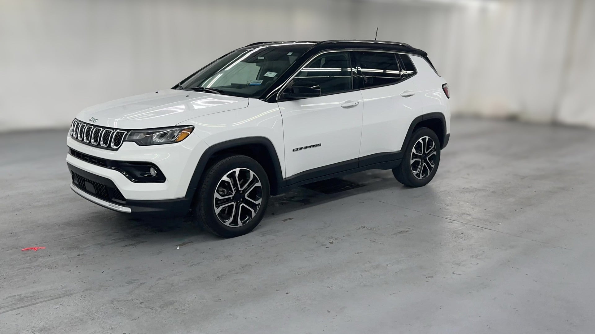 2023 Jeep Compass vehicle photo