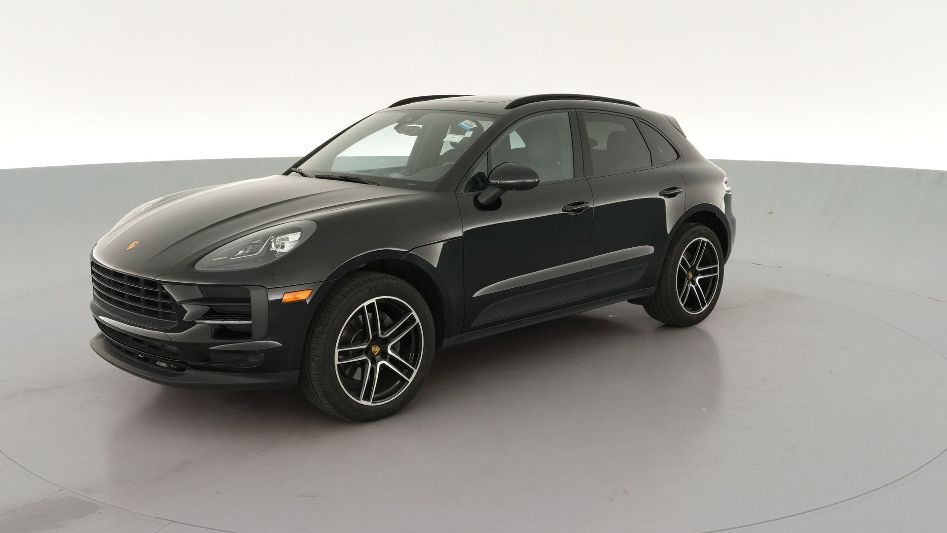 2020 Porsche Macan vehicle photo
