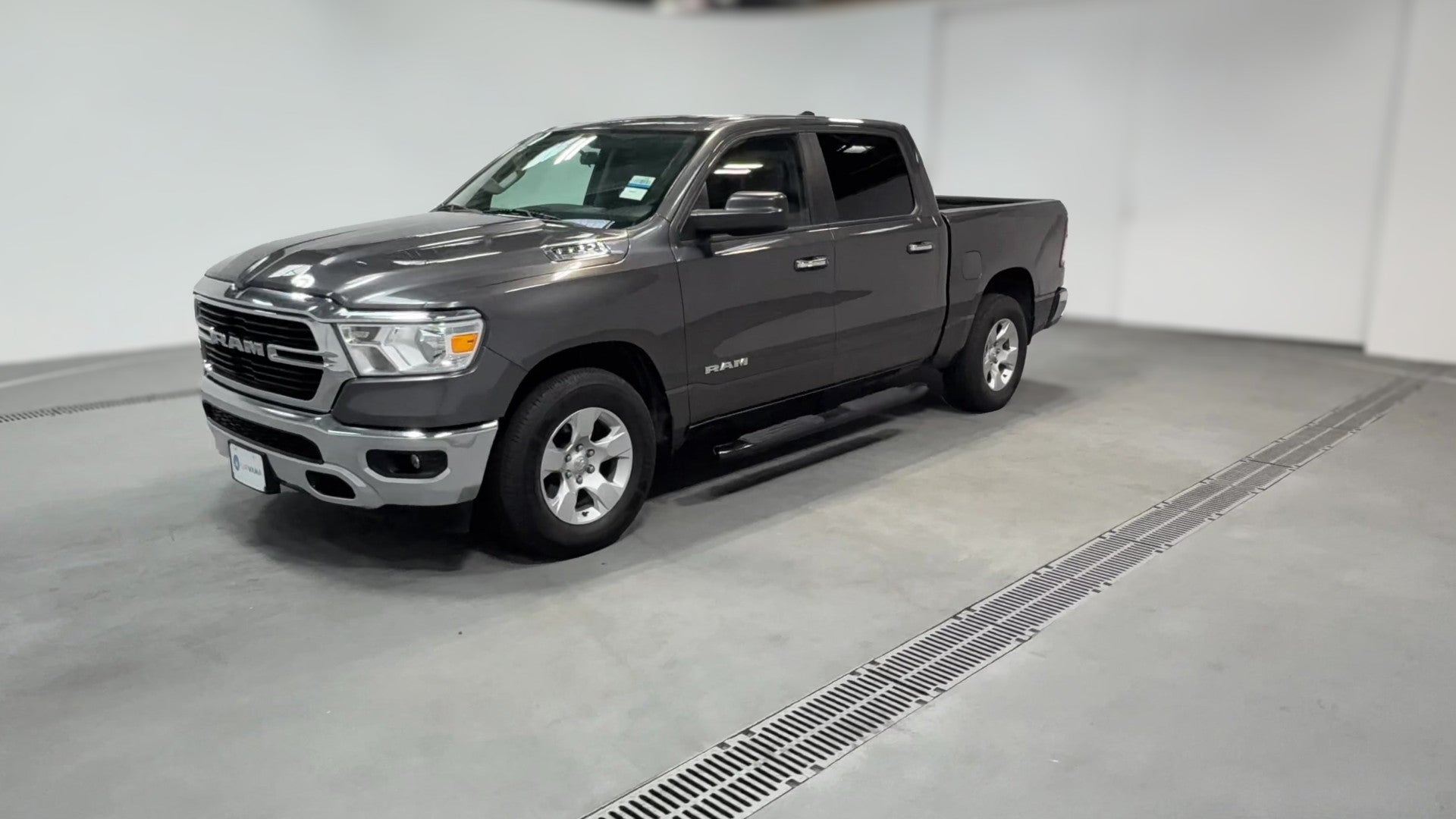 2019 Ram 1500 Crew Cab vehicle photo