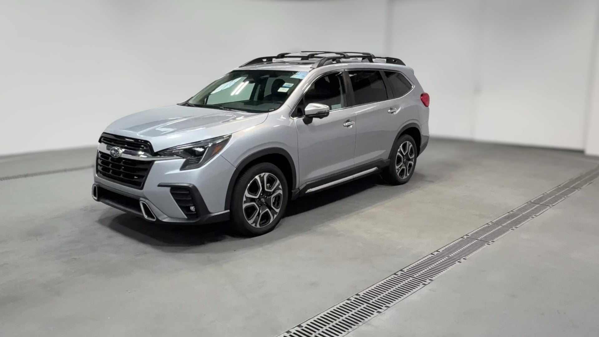 2023 Subaru Ascent vehicle photo