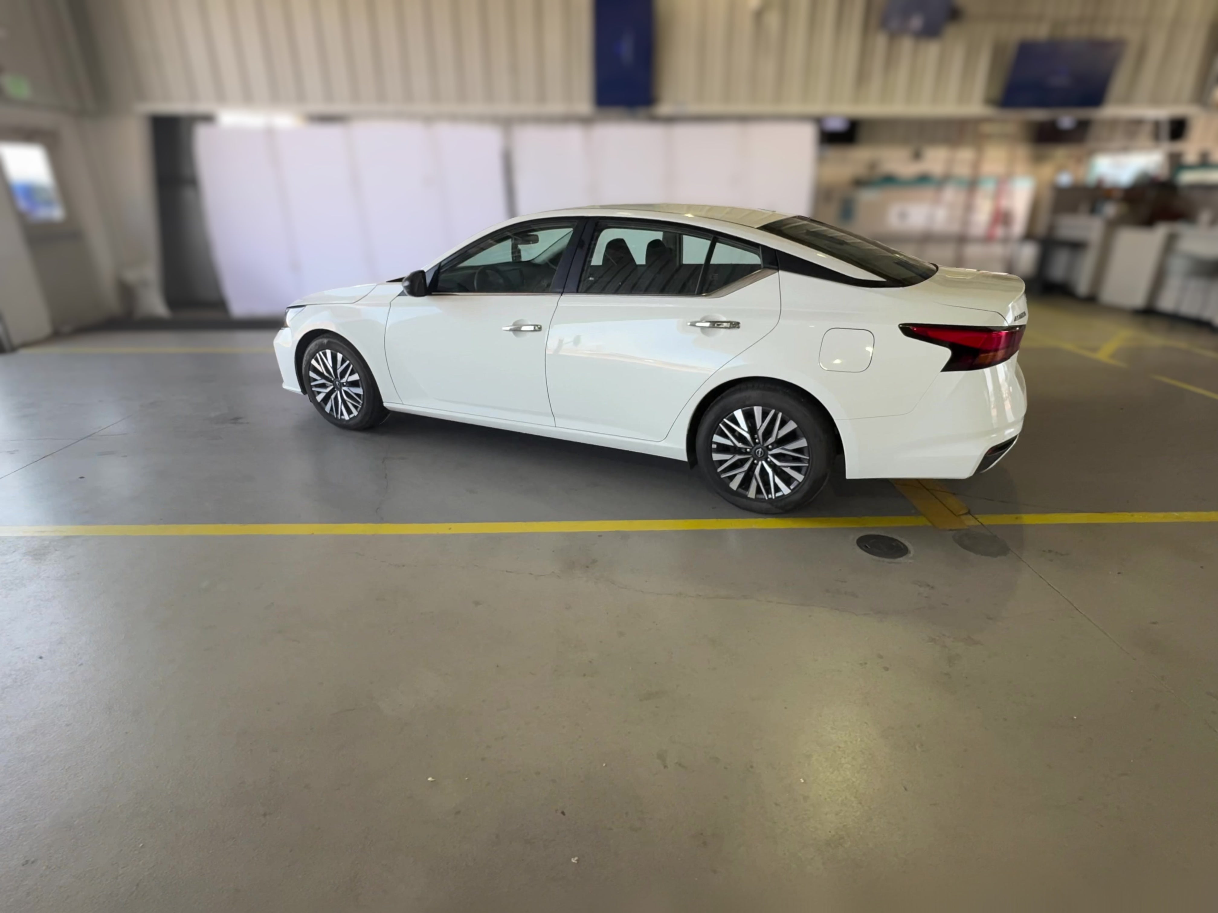 2025 Nissan Altima SV - Photo 27