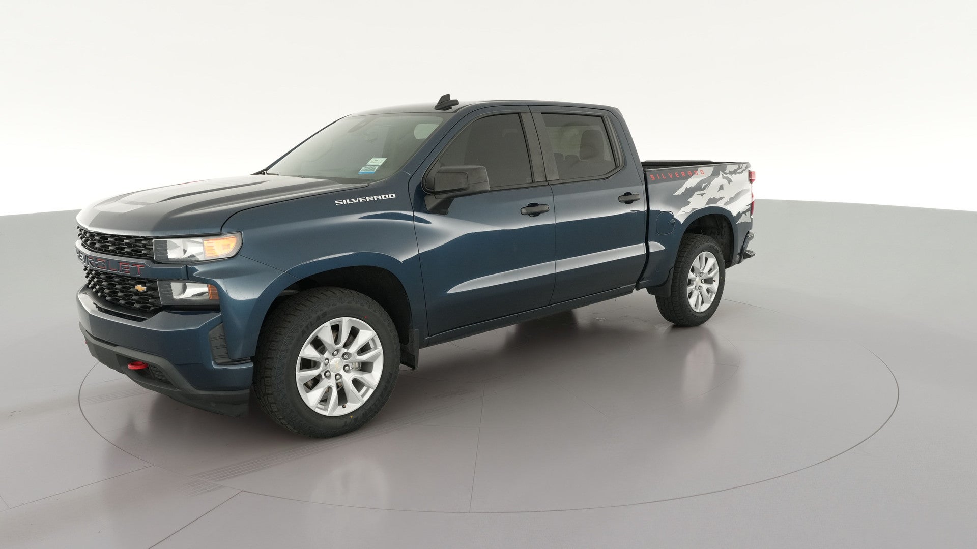 2022 Chevrolet Silverado 1500 Limited Crew Cab vehicle photo