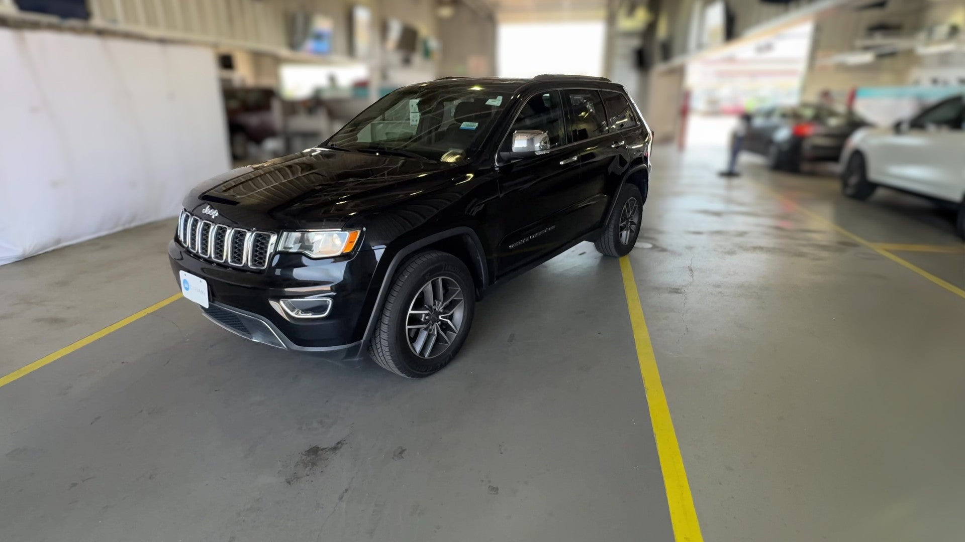 2020 Jeep Grand Cherokee vehicle photo