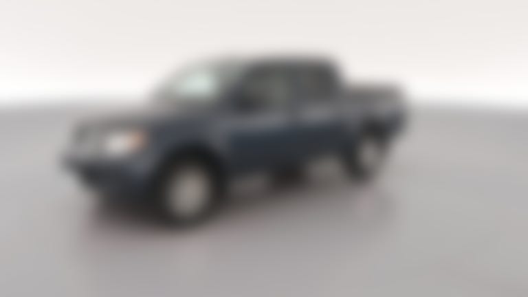 2018 Nissan Frontier Crew Cab vehicle photo