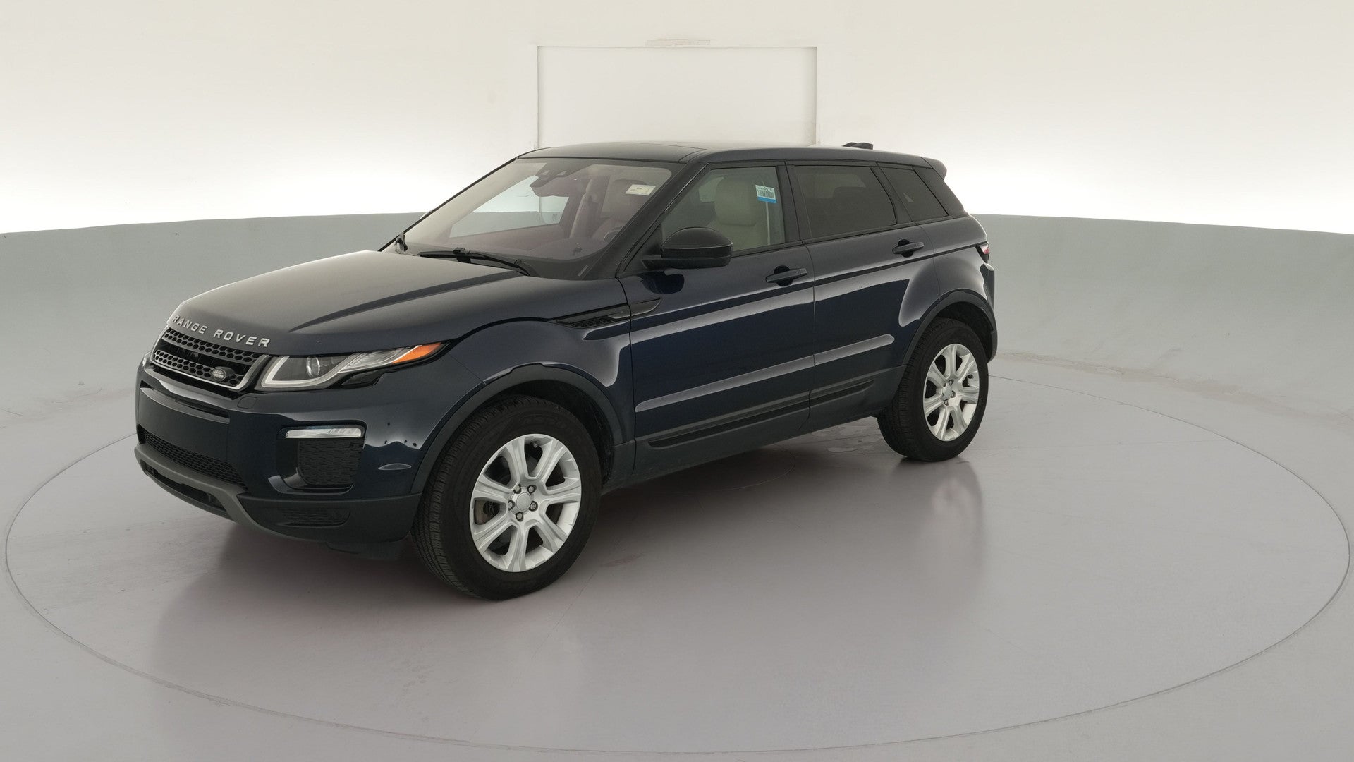 2017 Land Rover Range Rover Evoque vehicle photo