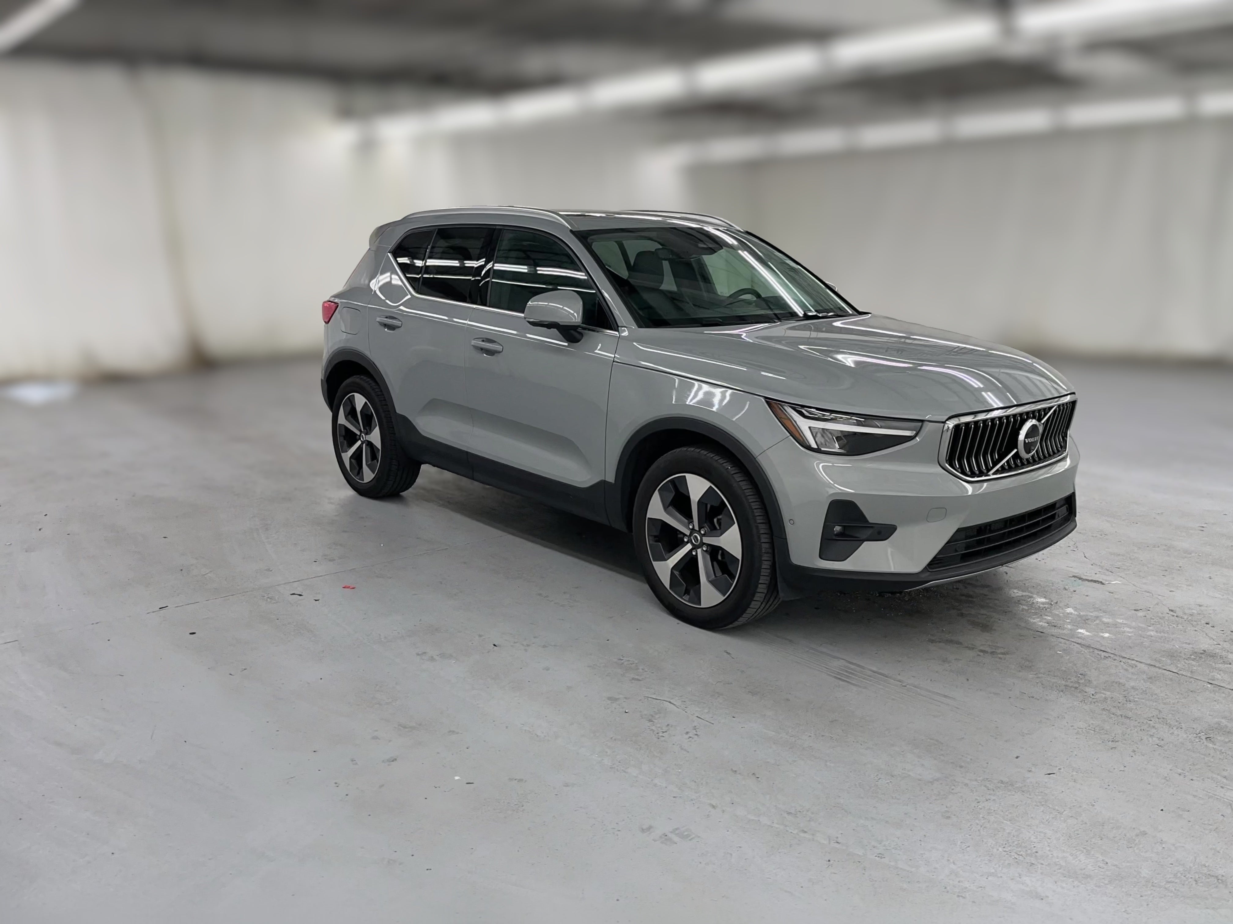 2025 Volvo XC40 Plus - Photo 41