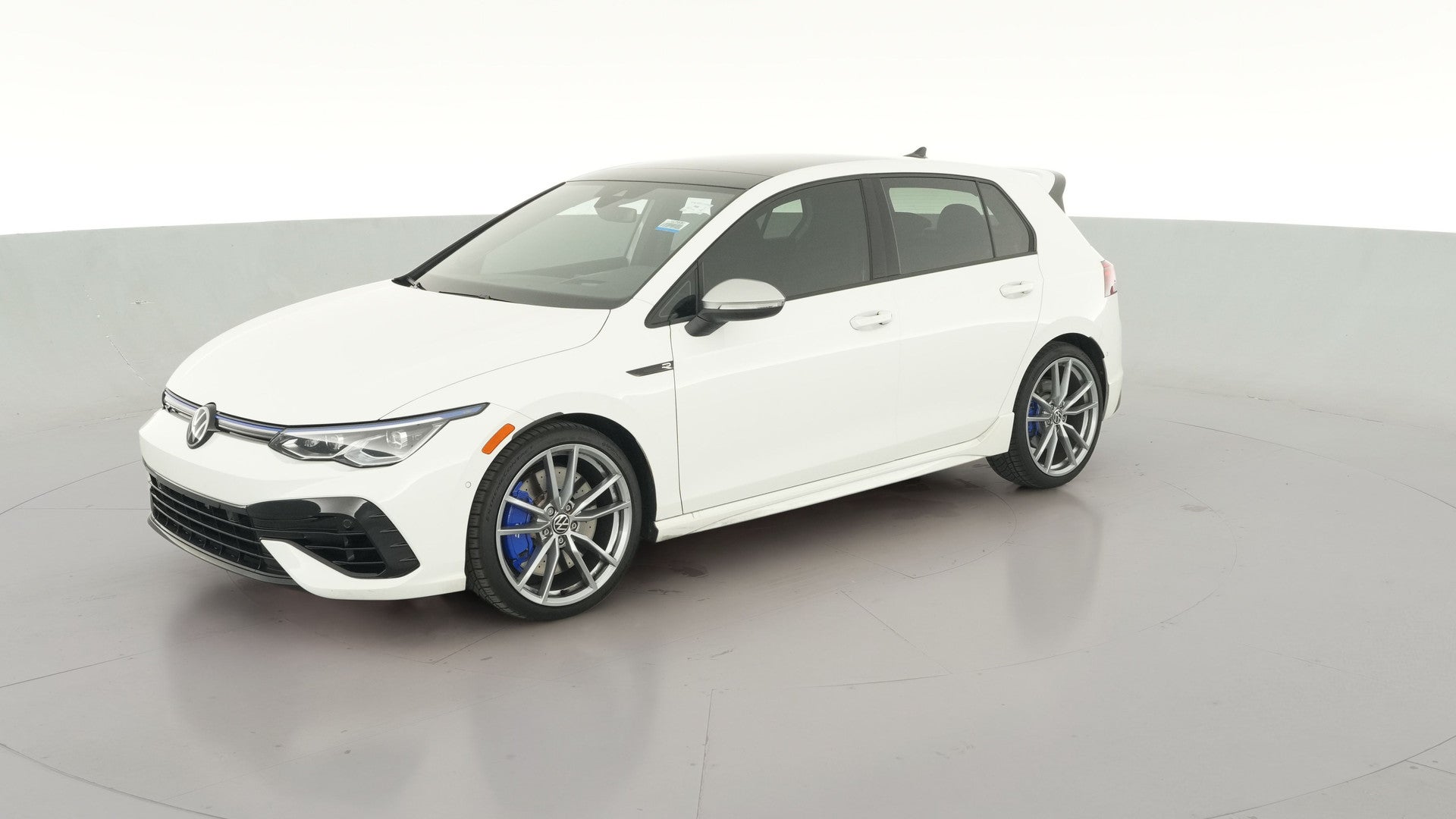 2024 Volkswagen Golf R vehicle photo