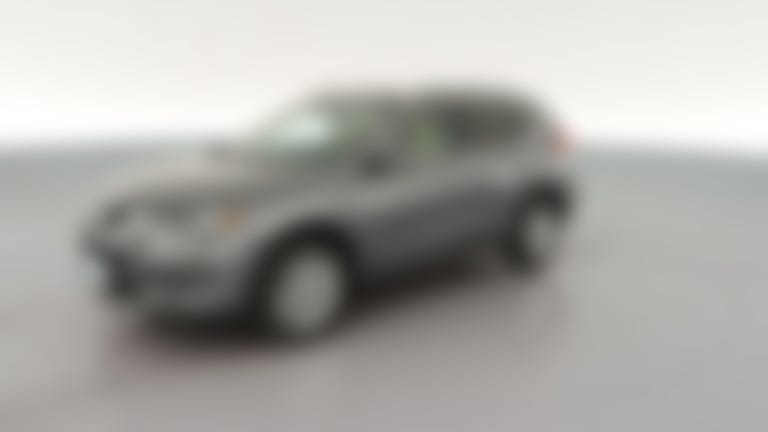 2017 Nissan Rogue vehicle photo