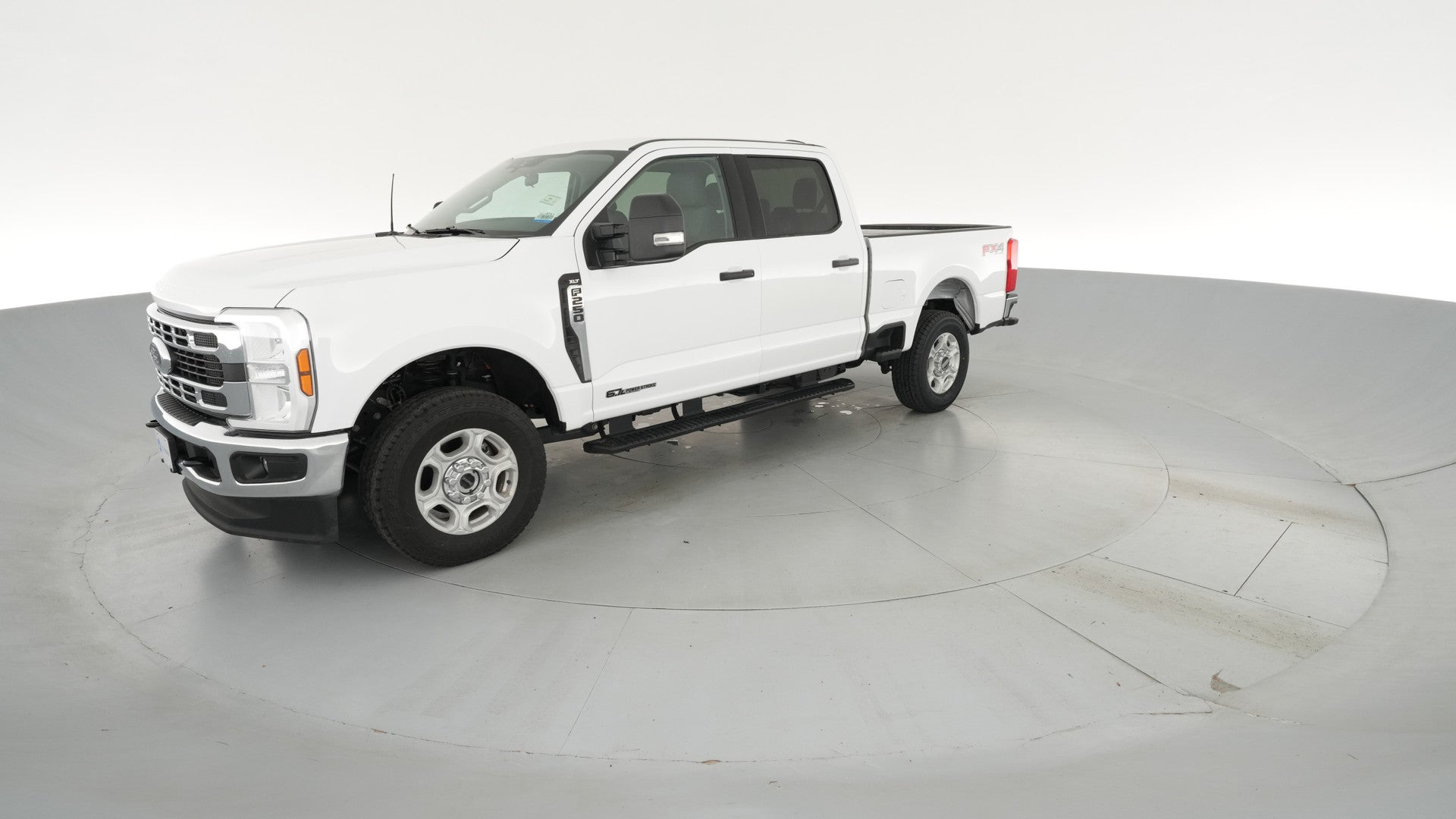 2025 Ford F250 Super Duty Crew Cab vehicle photo