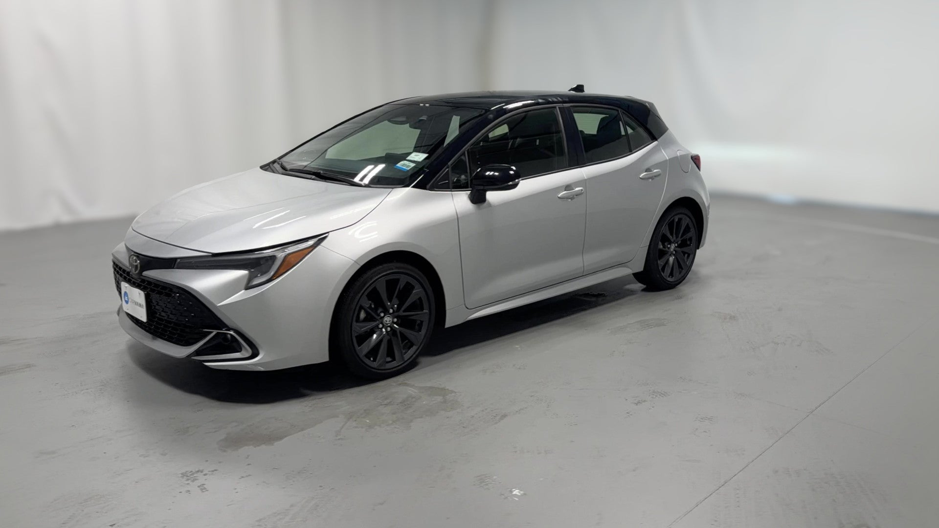 2025 Toyota Corolla Hatchback vehicle photo