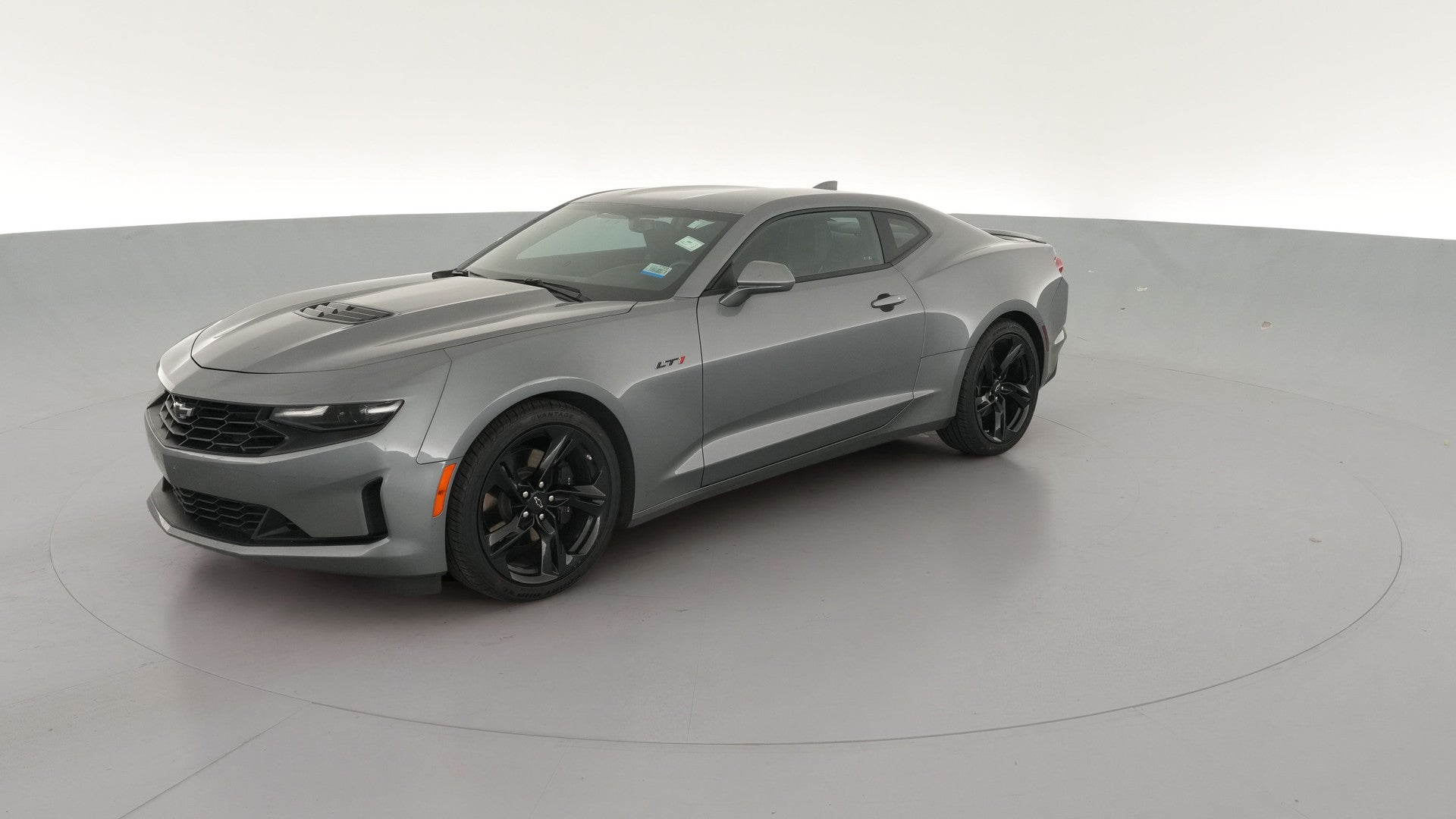 2021 Chevrolet Camaro vehicle photo