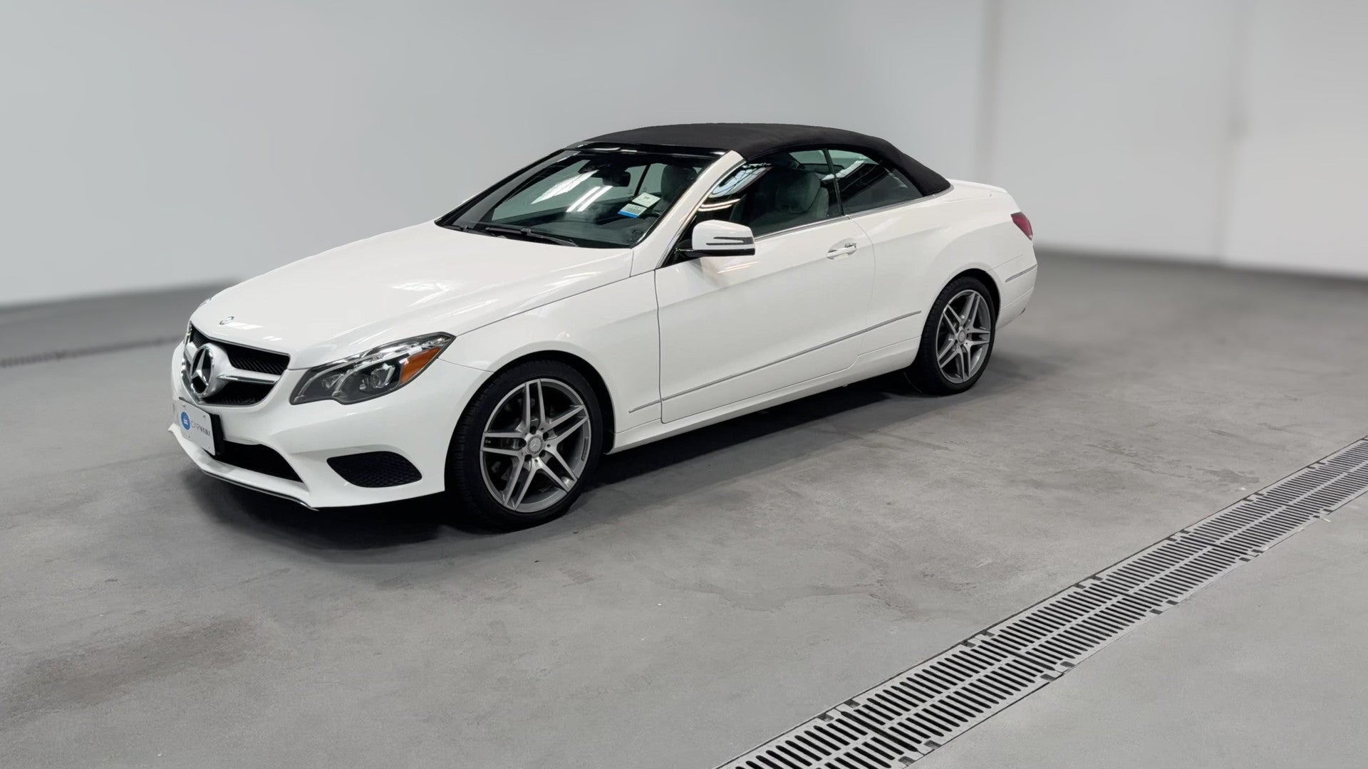 2014 Mercedes-Benz E-Class vehicle photo