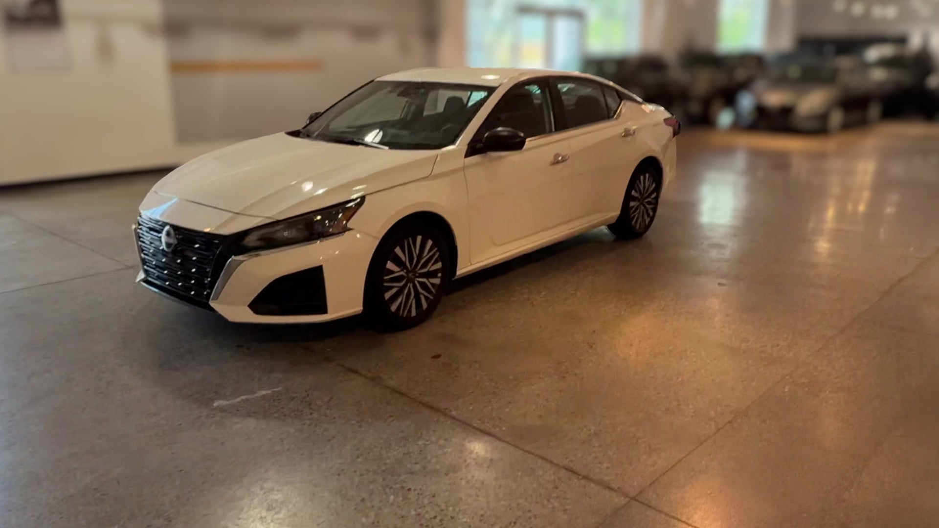 2025 Nissan Altima vehicle photo