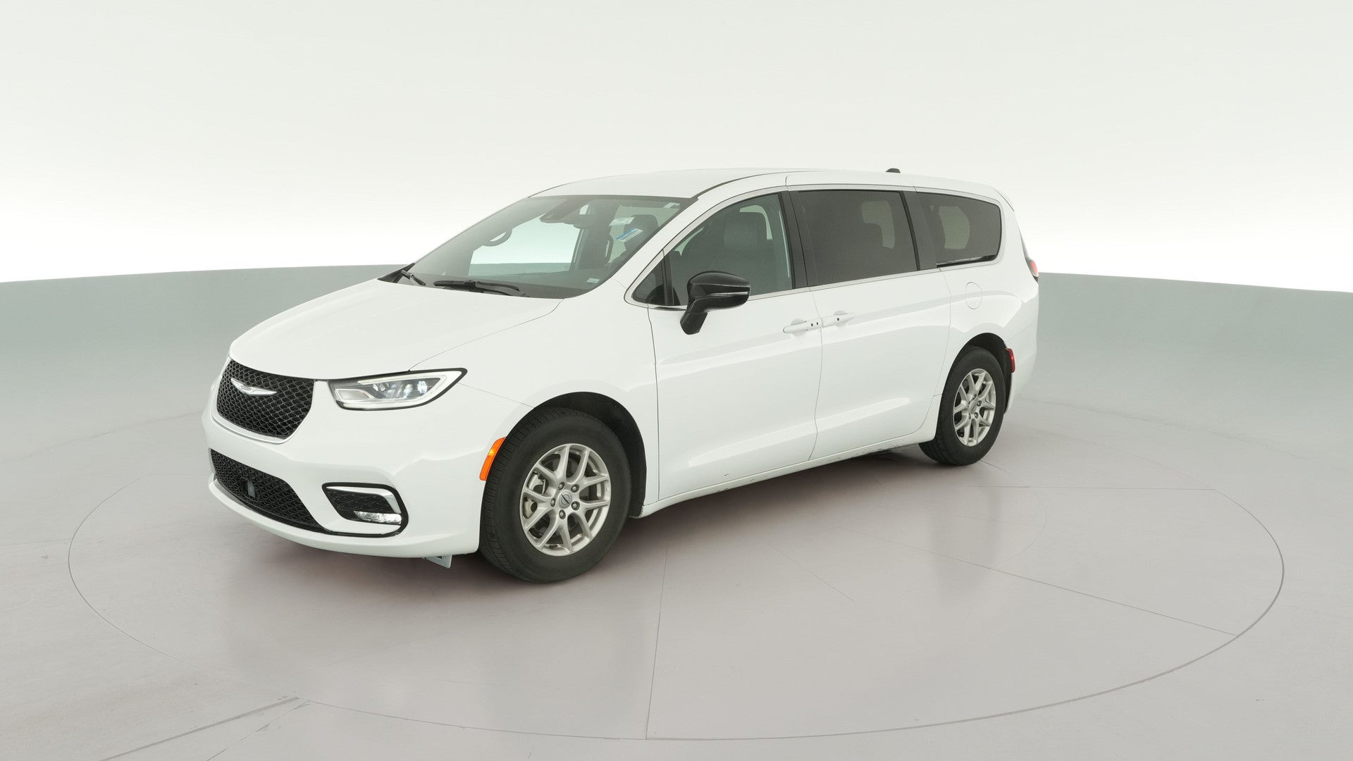 2025 Chrysler Pacifica vehicle photo