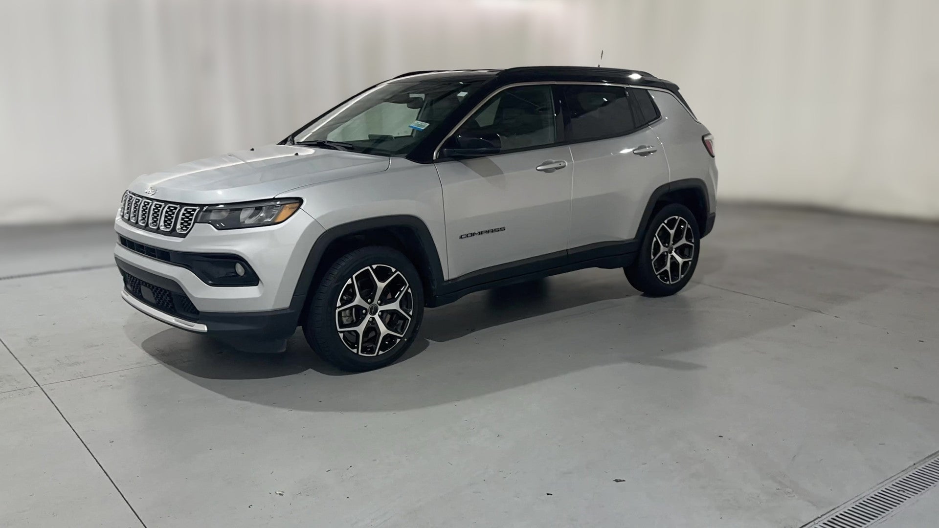 2025 Jeep Compass vehicle photo