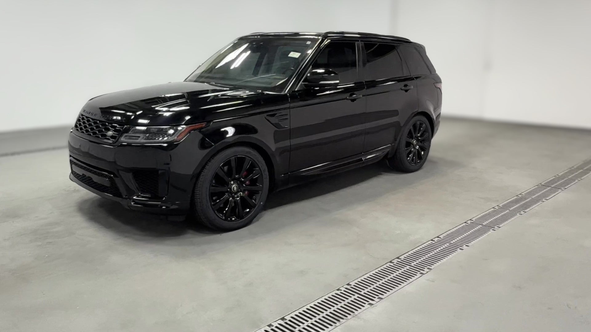 2019 Land Rover Range Rover Sport vehicle photo
