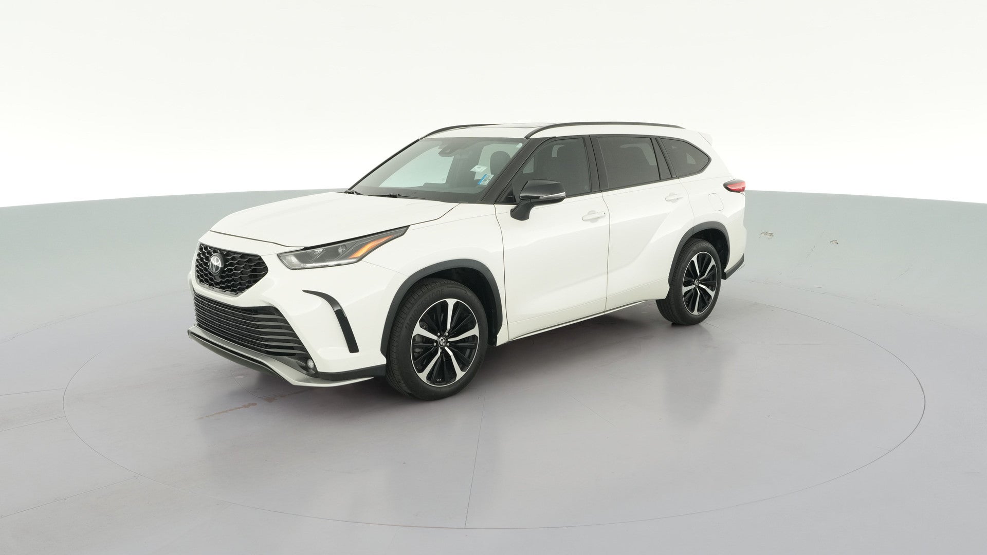 2021 Toyota Highlander vehicle photo