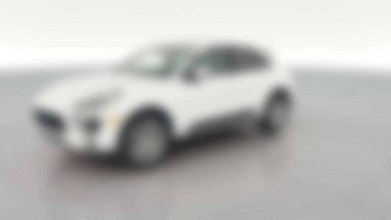 2018 Porsche Macan vehicle photo