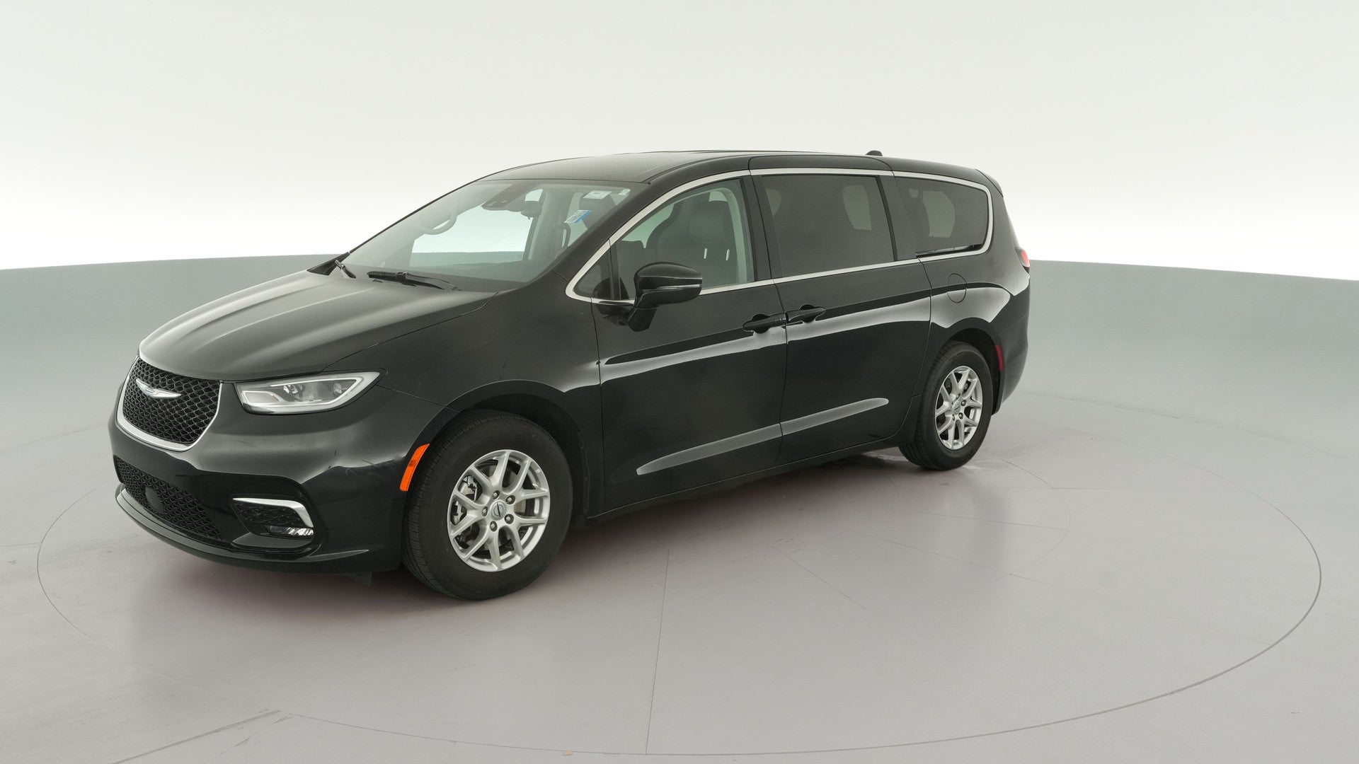 2024 Chrysler Pacifica vehicle photo
