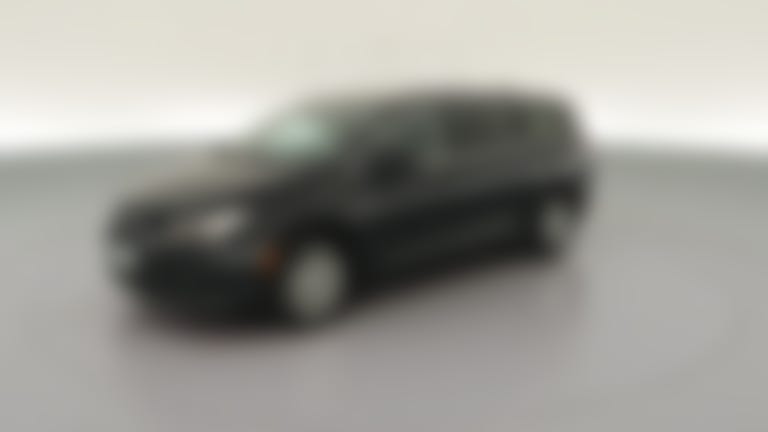 2023 Chrysler Voyager vehicle photo