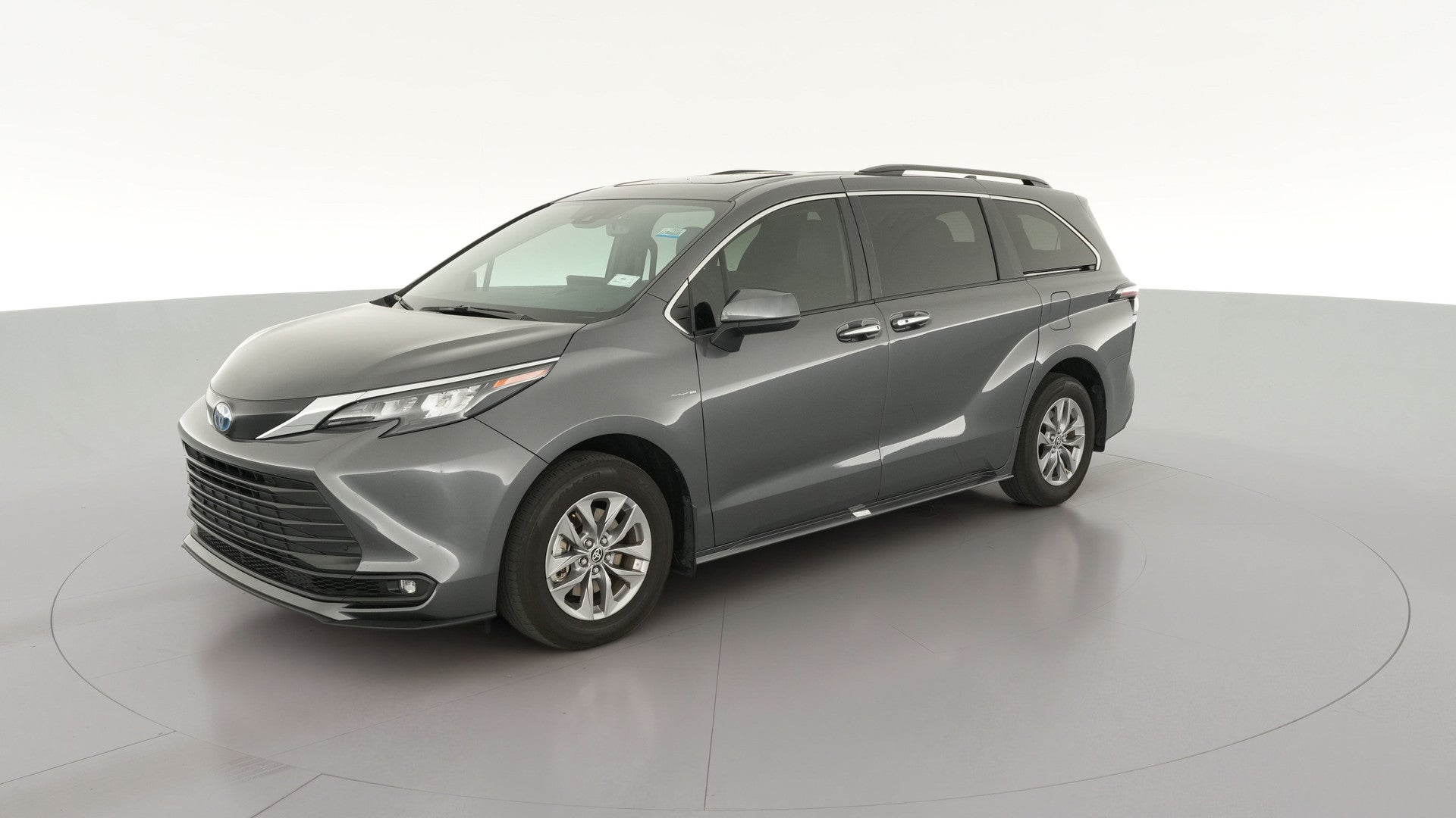 2025 Toyota Sienna vehicle photo