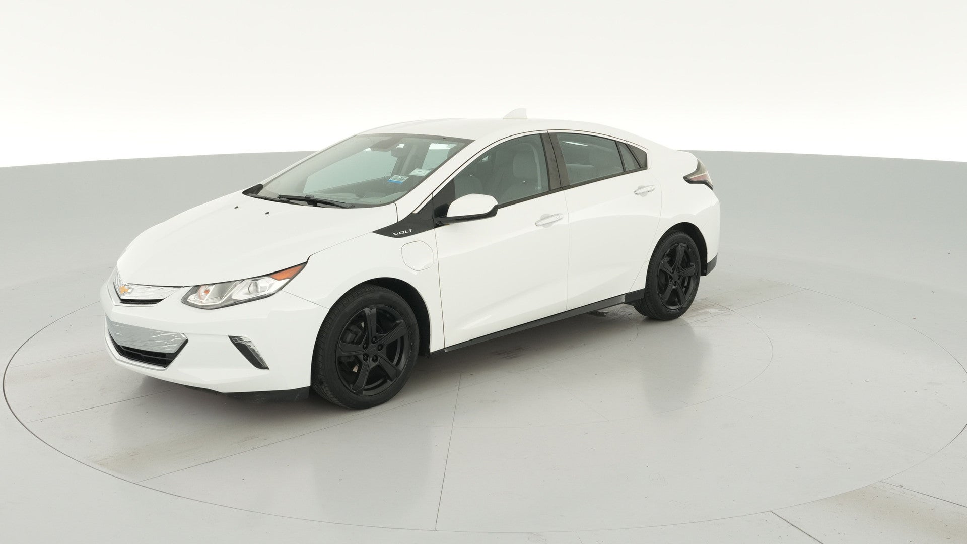 2018 Chevrolet Volt vehicle photo