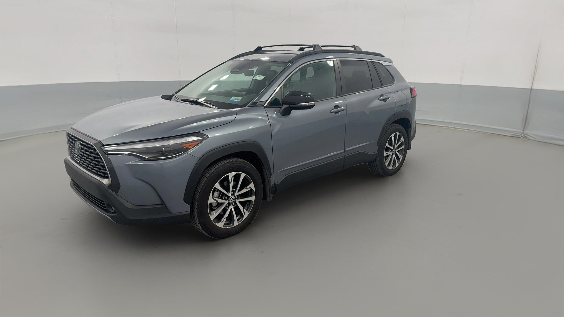 2025 Toyota Corolla Cross vehicle photo