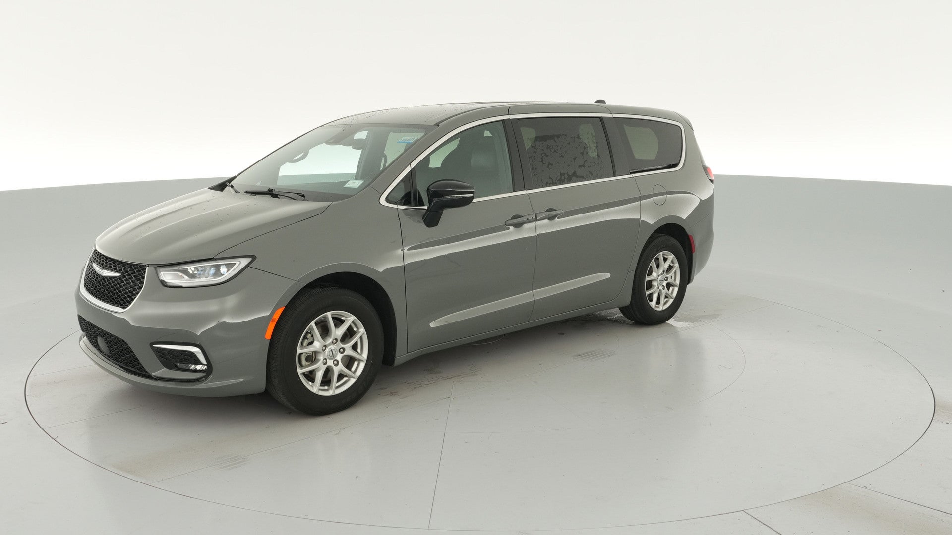 2025 Chrysler Pacifica vehicle photo