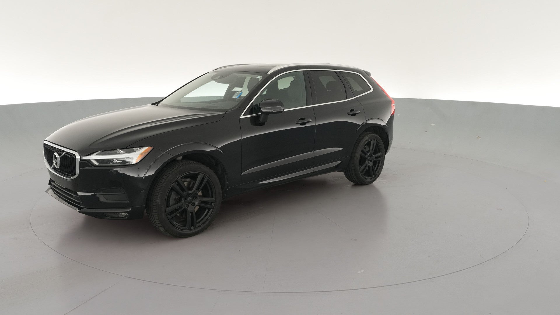 2018 Volvo XC60 vehicle photo