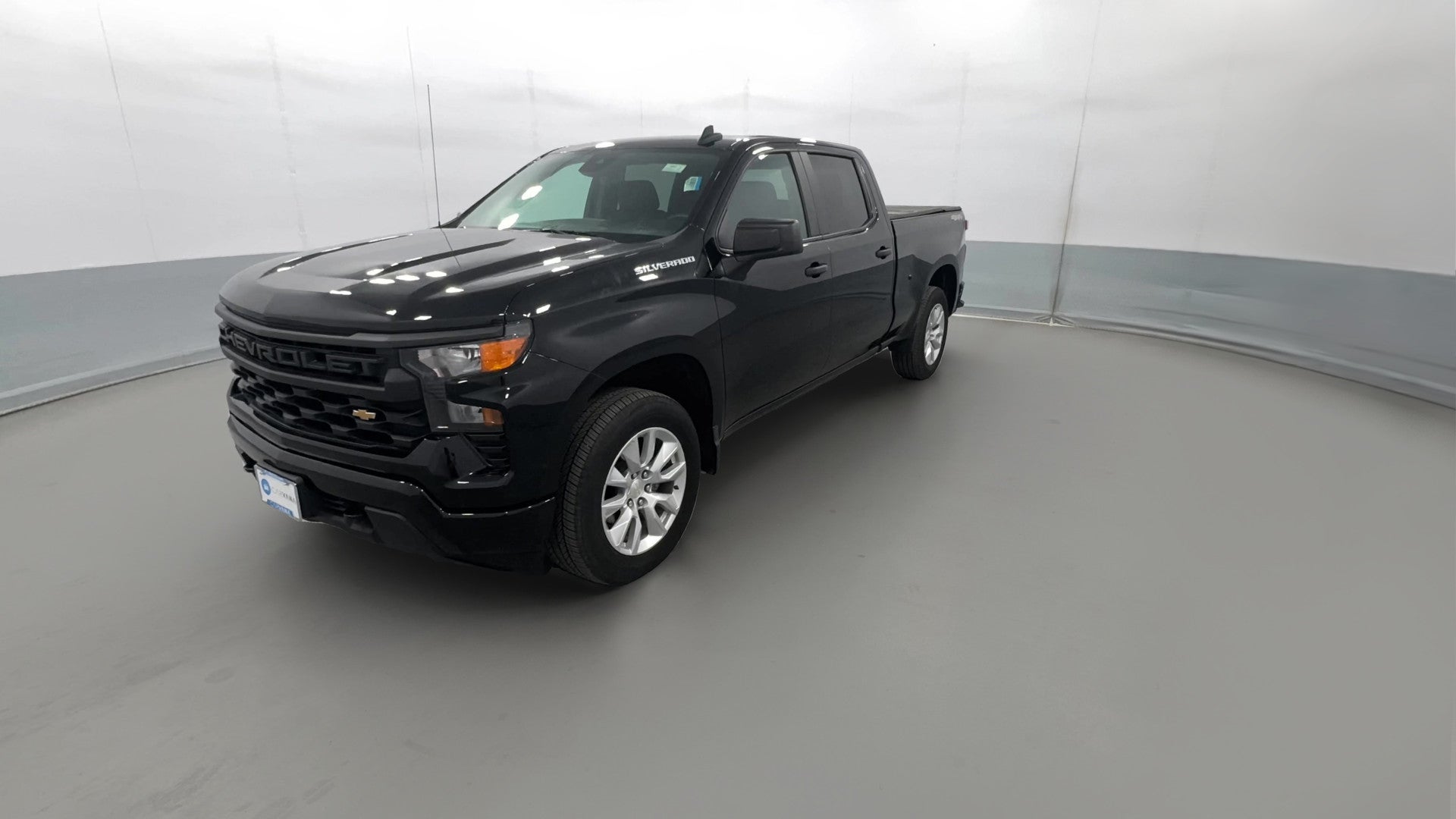 2023 Chevrolet Silverado 1500 Crew Cab vehicle photo