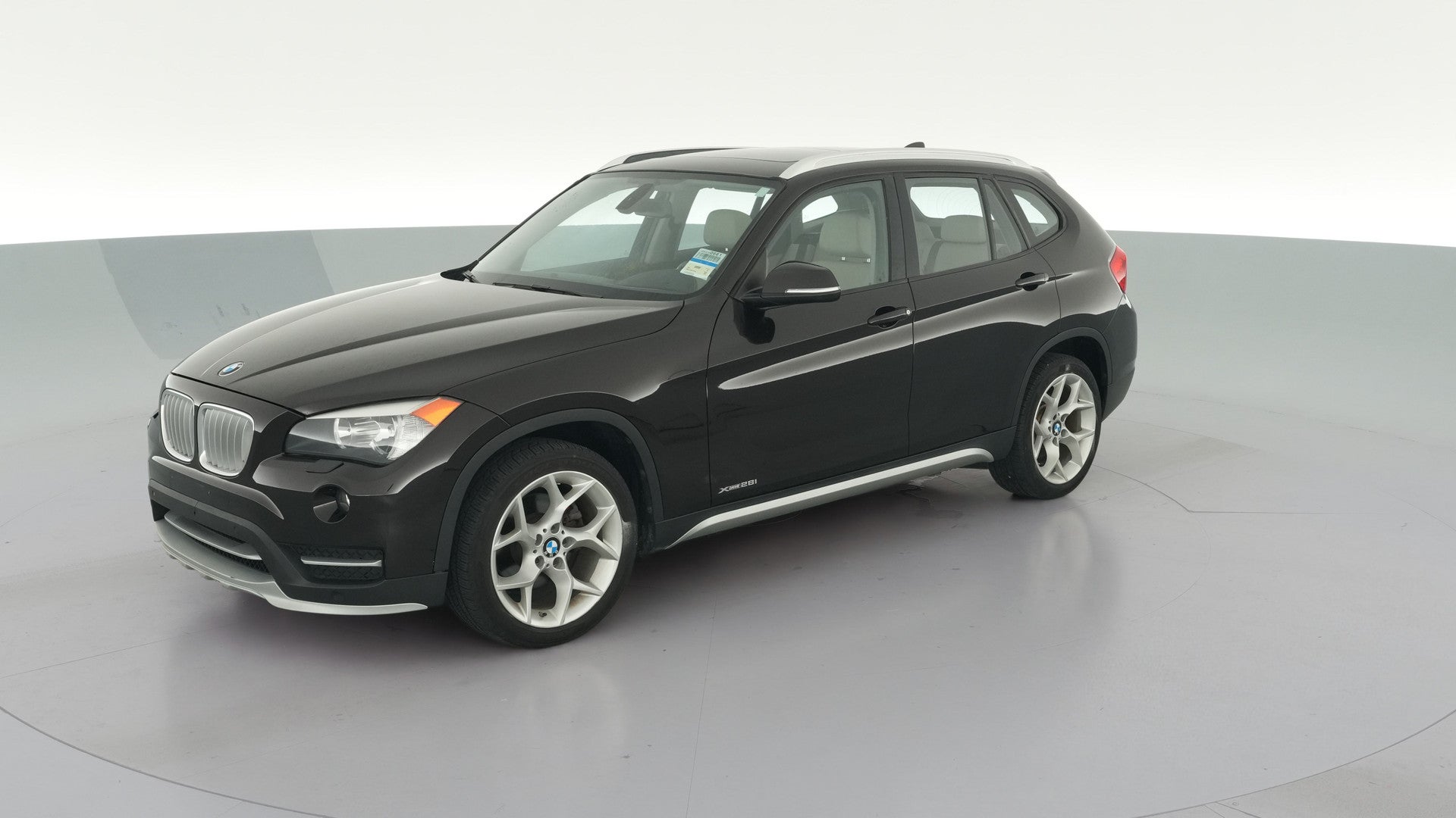 2015 BMW X1 vehicle photo