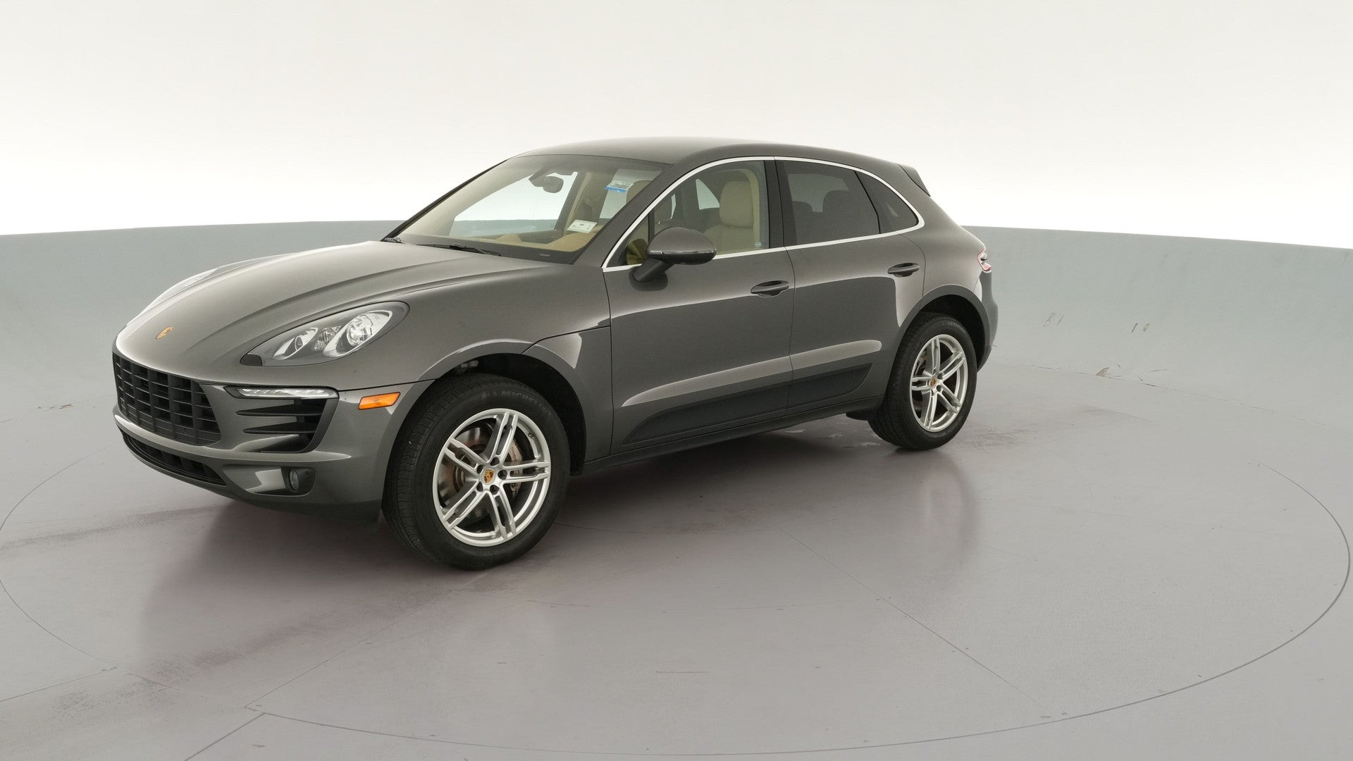 2015 Porsche Macan vehicle photo