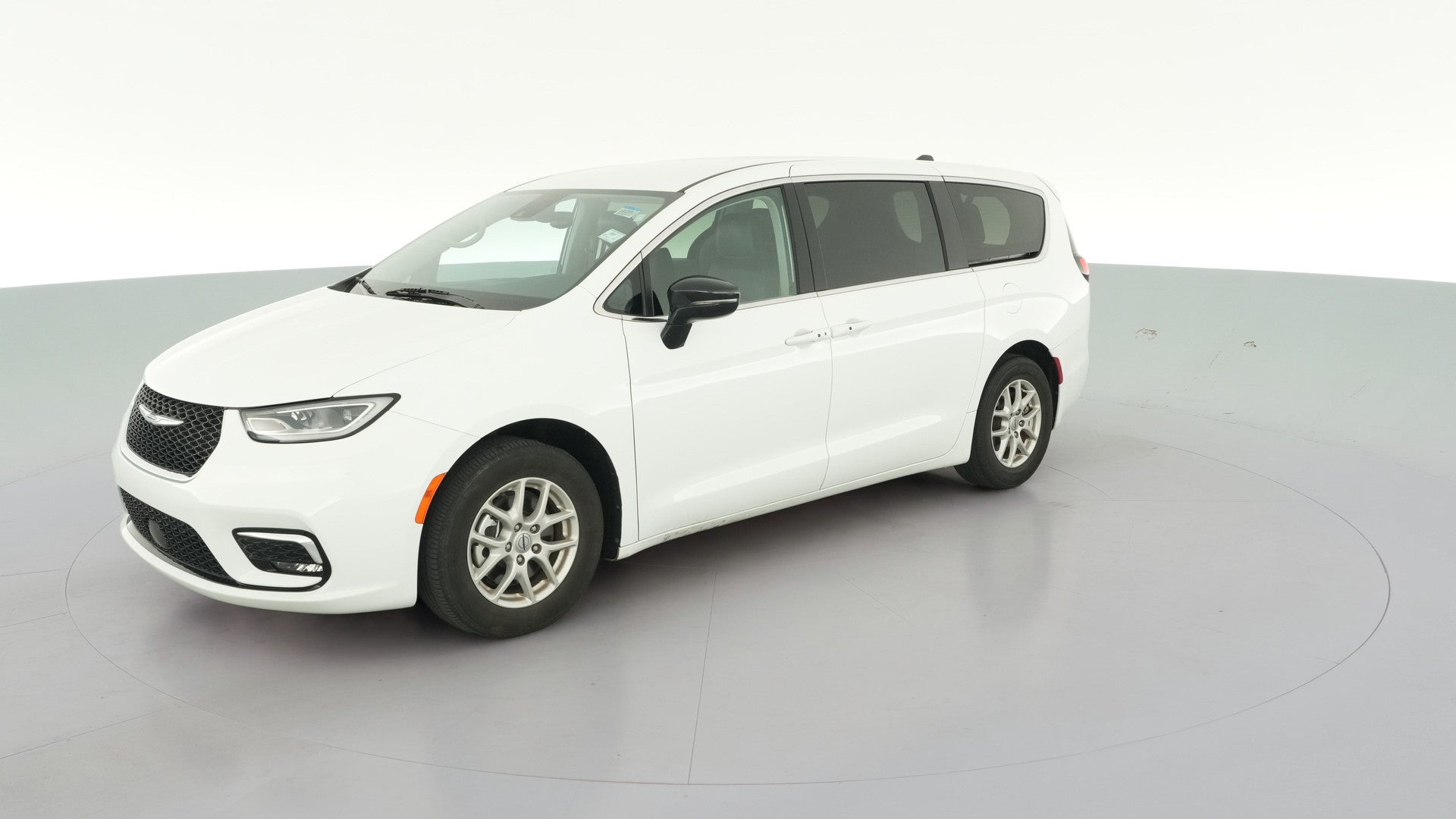 2024 Chrysler Pacifica vehicle photo