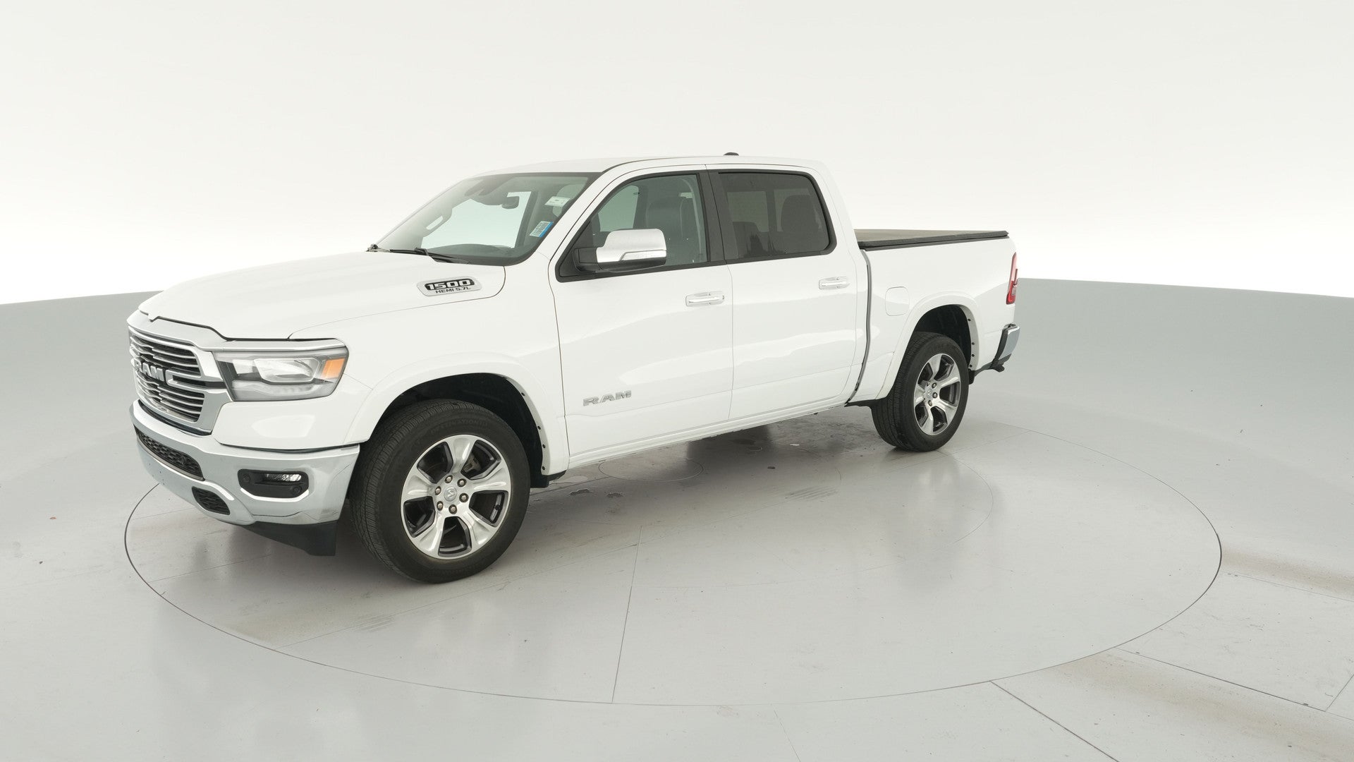 2022 Ram 1500 Crew Cab vehicle photo