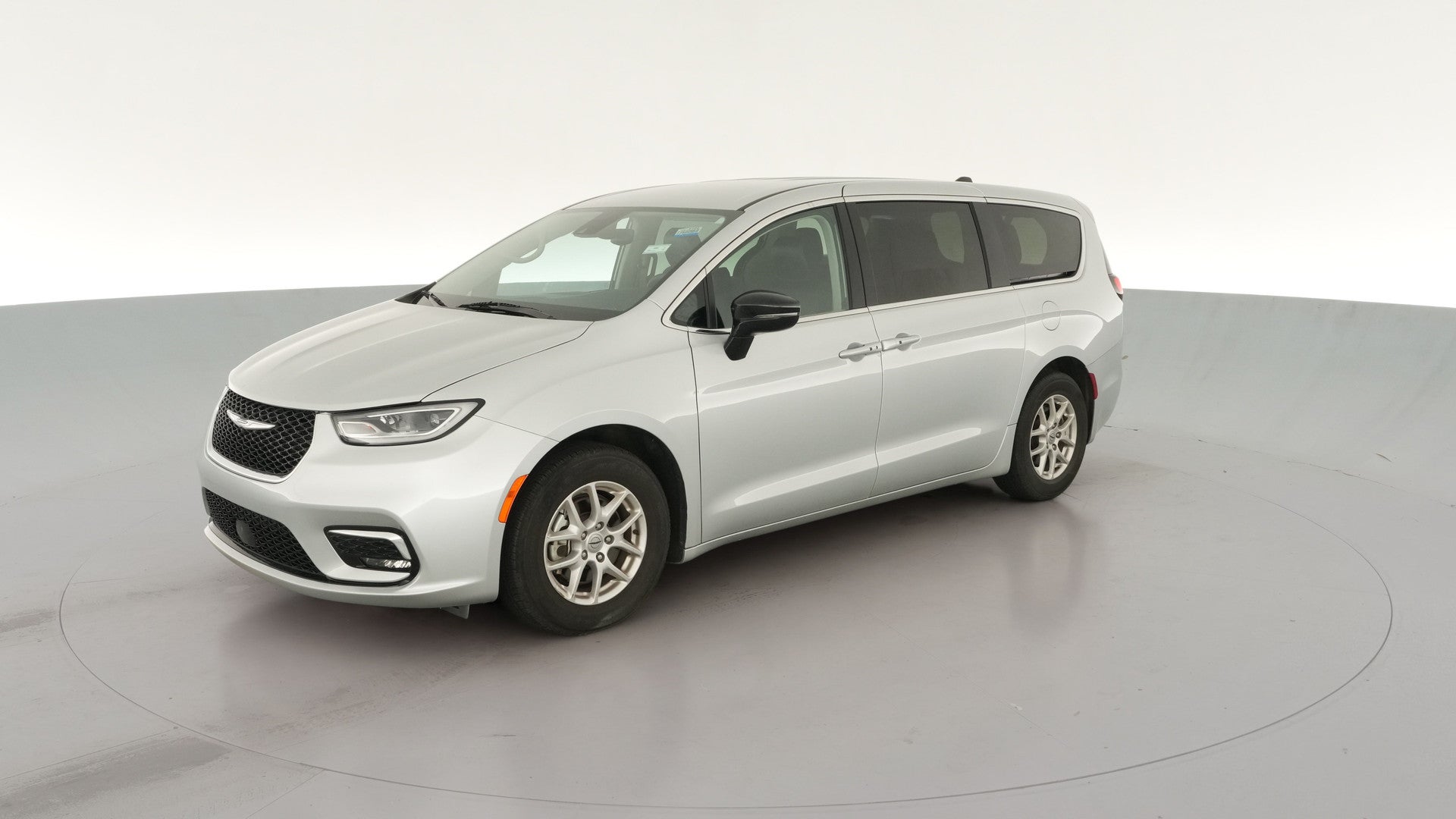 2024 Chrysler Pacifica vehicle photo