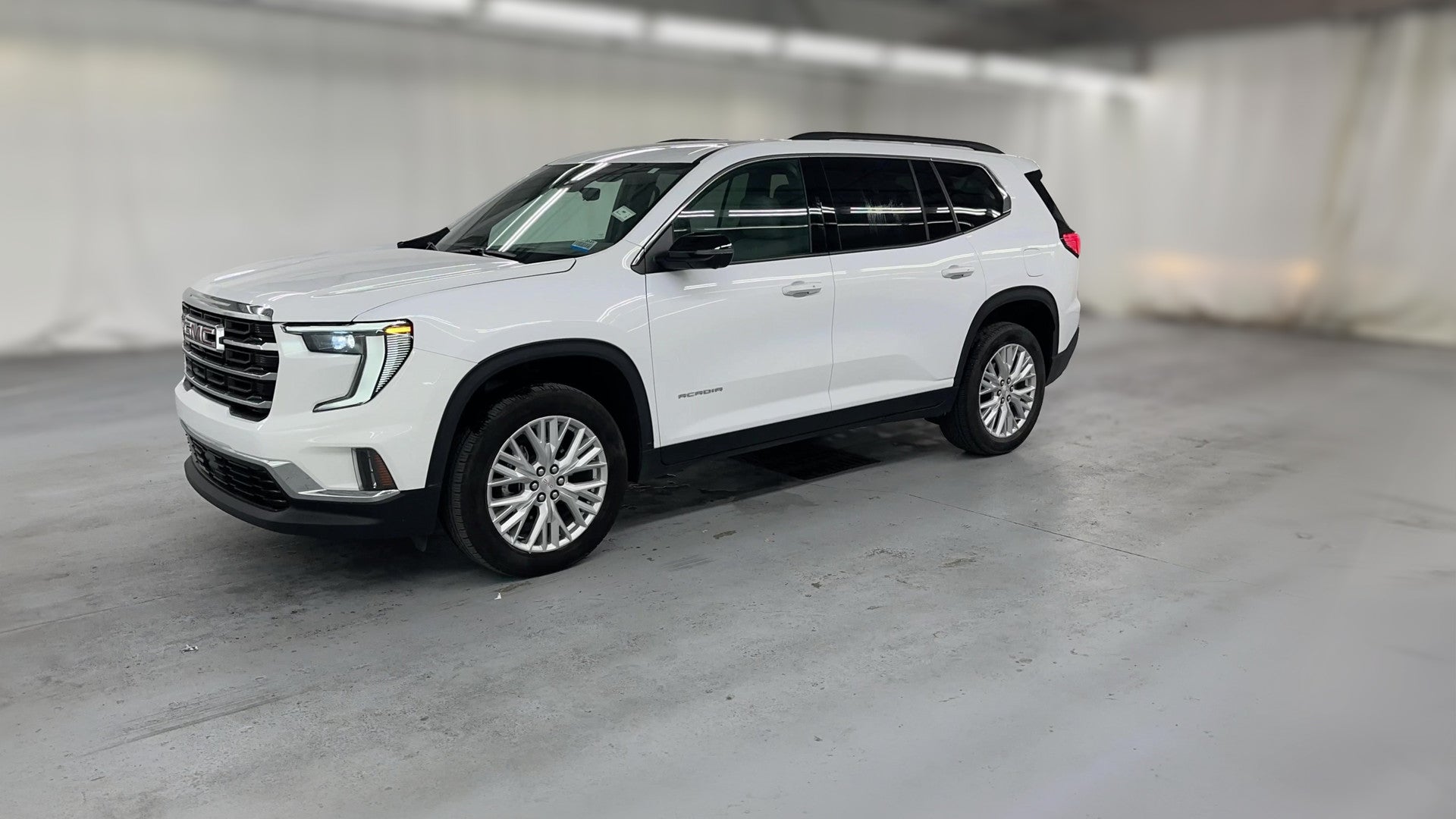 2026 GMC Acadia vehicle photo