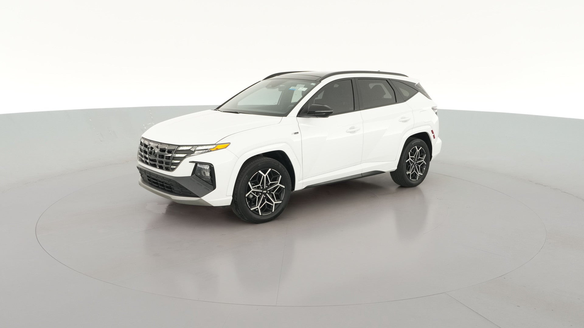 2024 Hyundai Tucson Hybrid vehicle photo