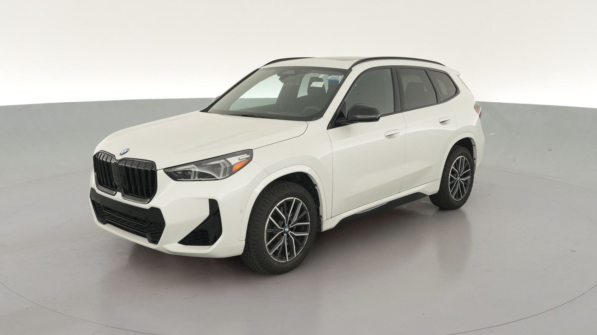 2023 BMW X1 vehicle photo