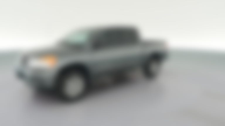 2014 Nissan Titan Crew Cab vehicle photo